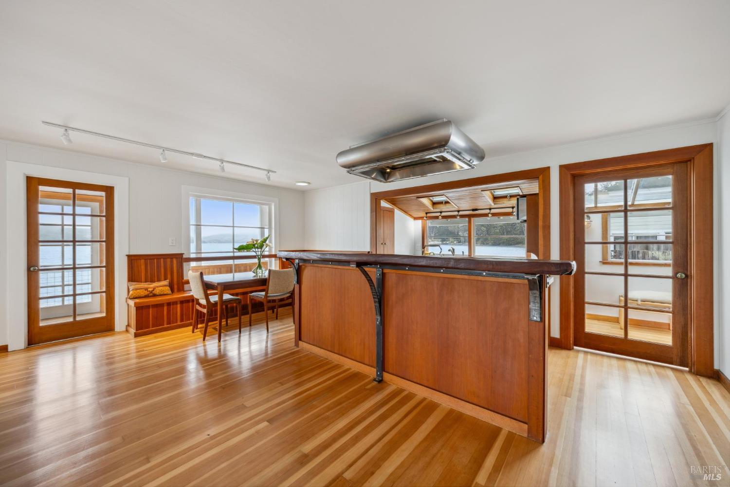 22195 State Route 1 Hwy