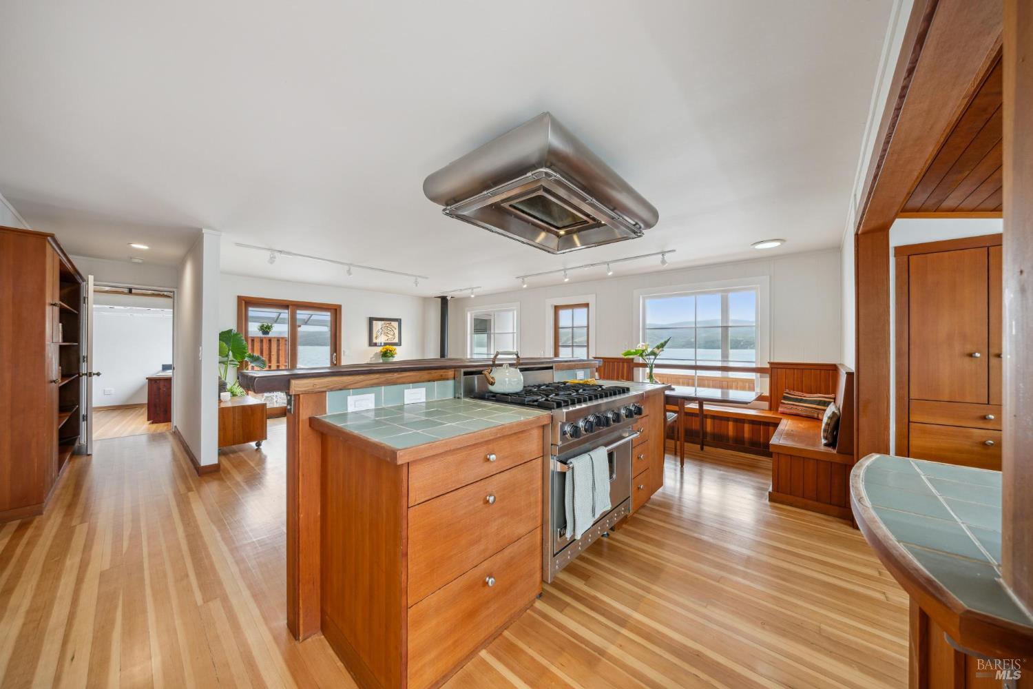 22195 State Route 1 Hwy