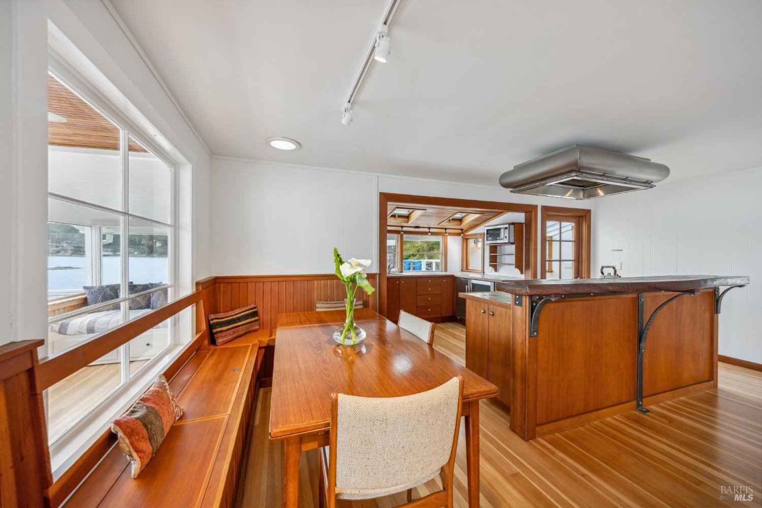 22195 State Route 1 Hwy