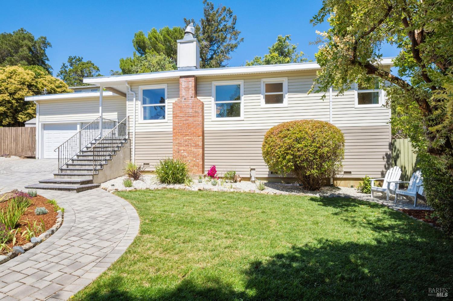 16 Marion Ct
