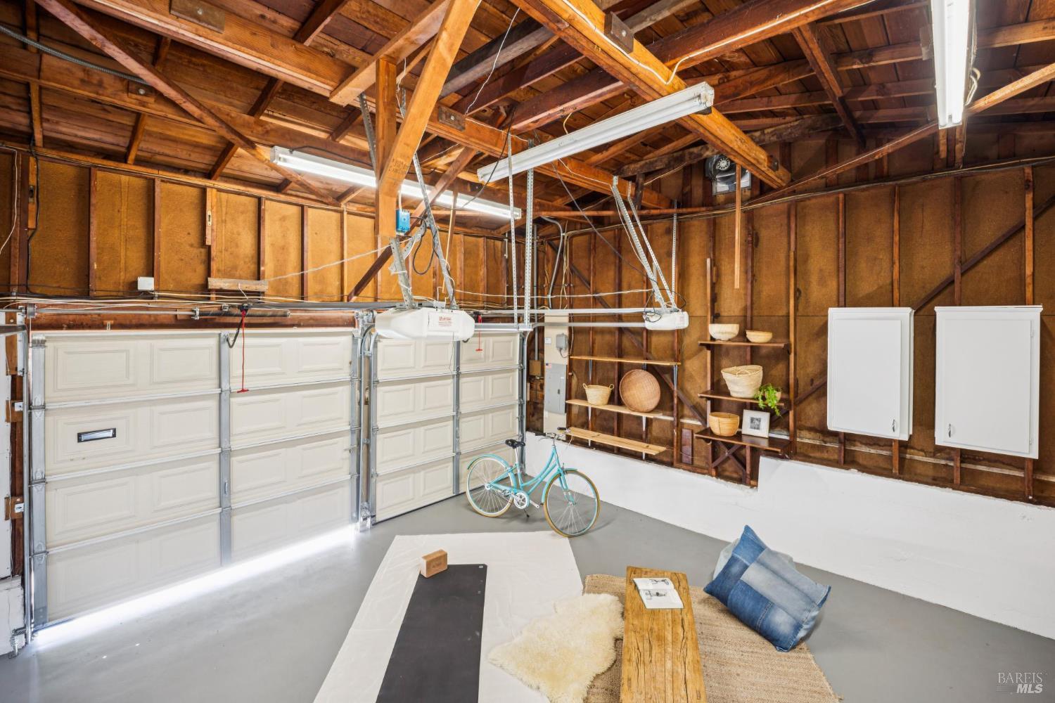 16 Marion Ct