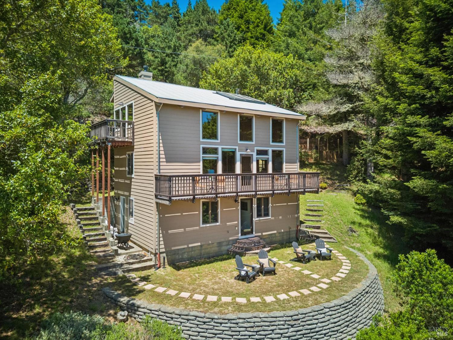 95 Sunnyside Drive