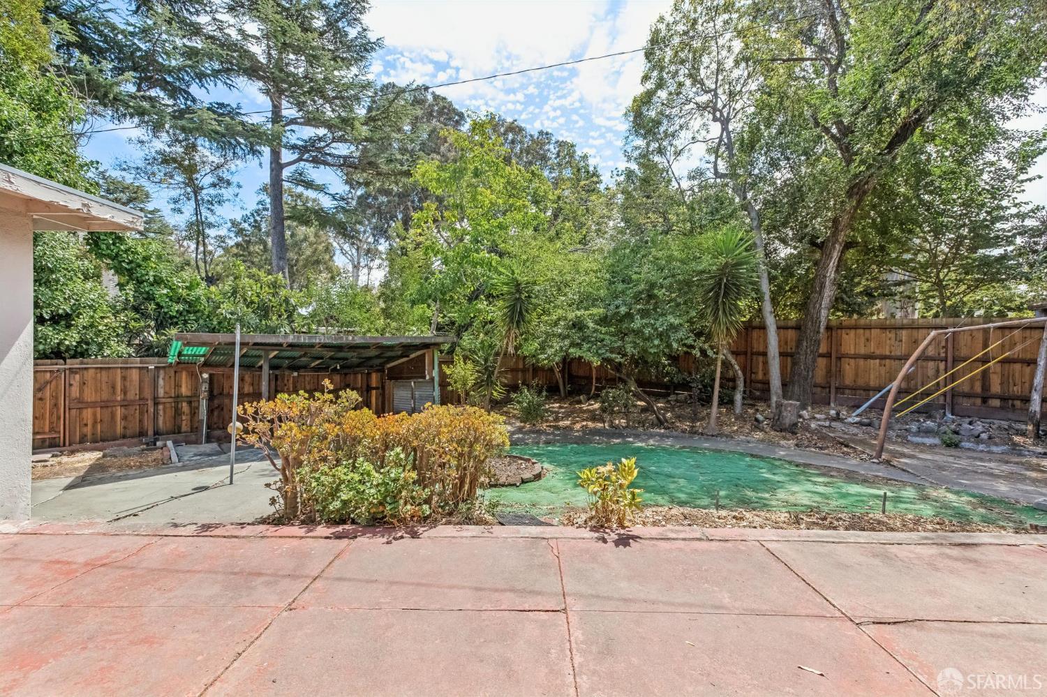 1151 Eastmoor Rd