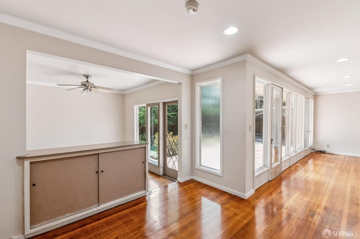 1151 Eastmoor Rd