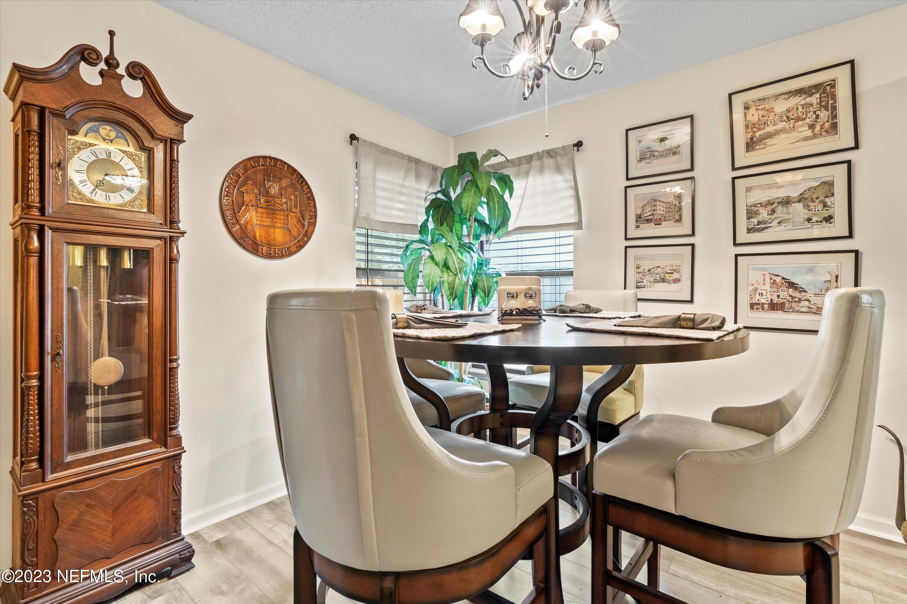 631 HIBERNIA OAKS Drive