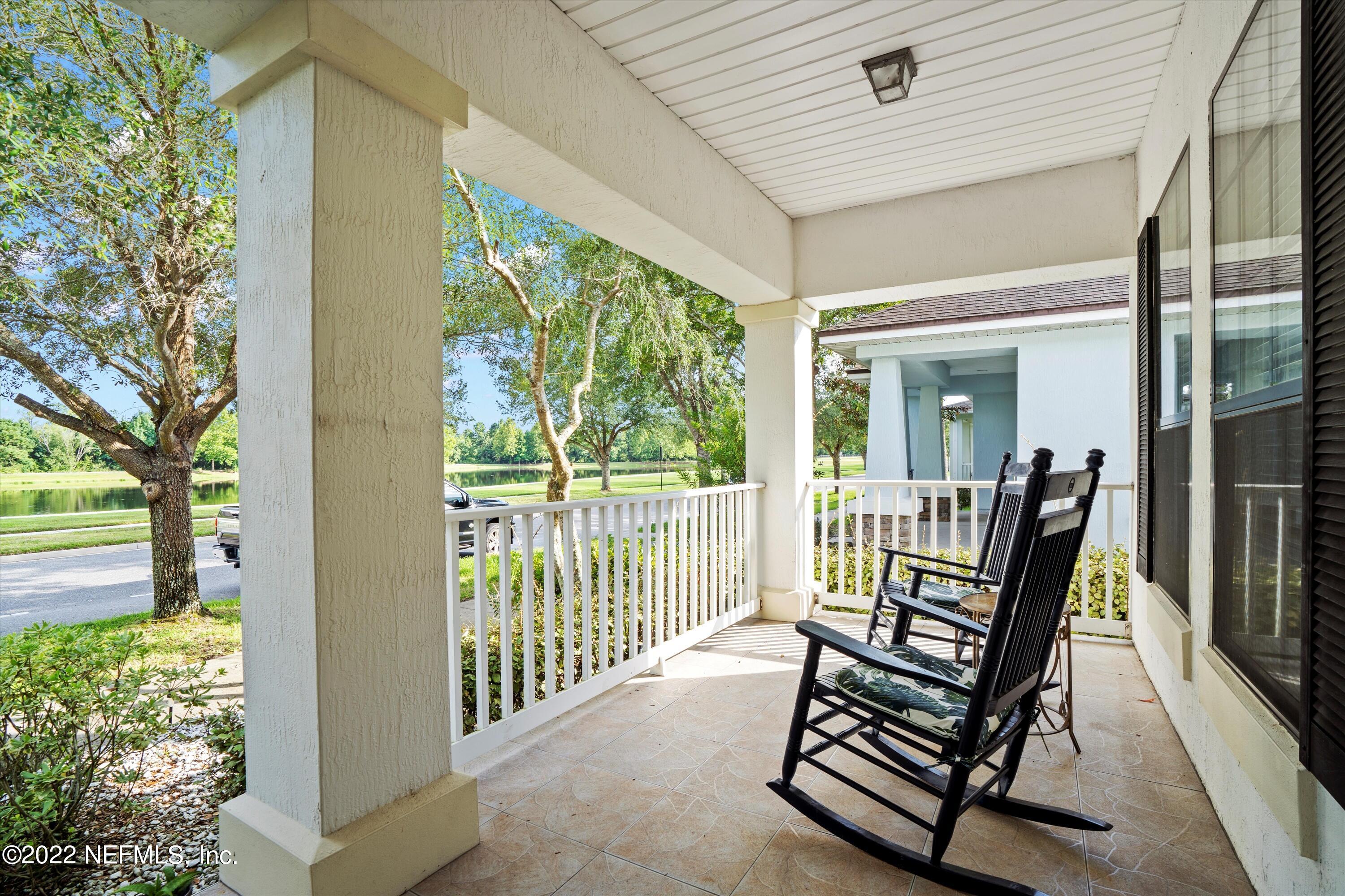 684 SUNNY STROLL Drive