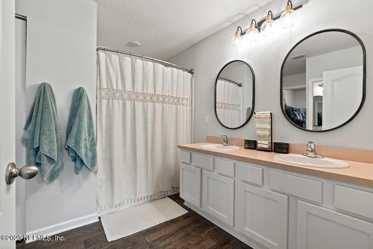 3590 DERBY FOREST Drive