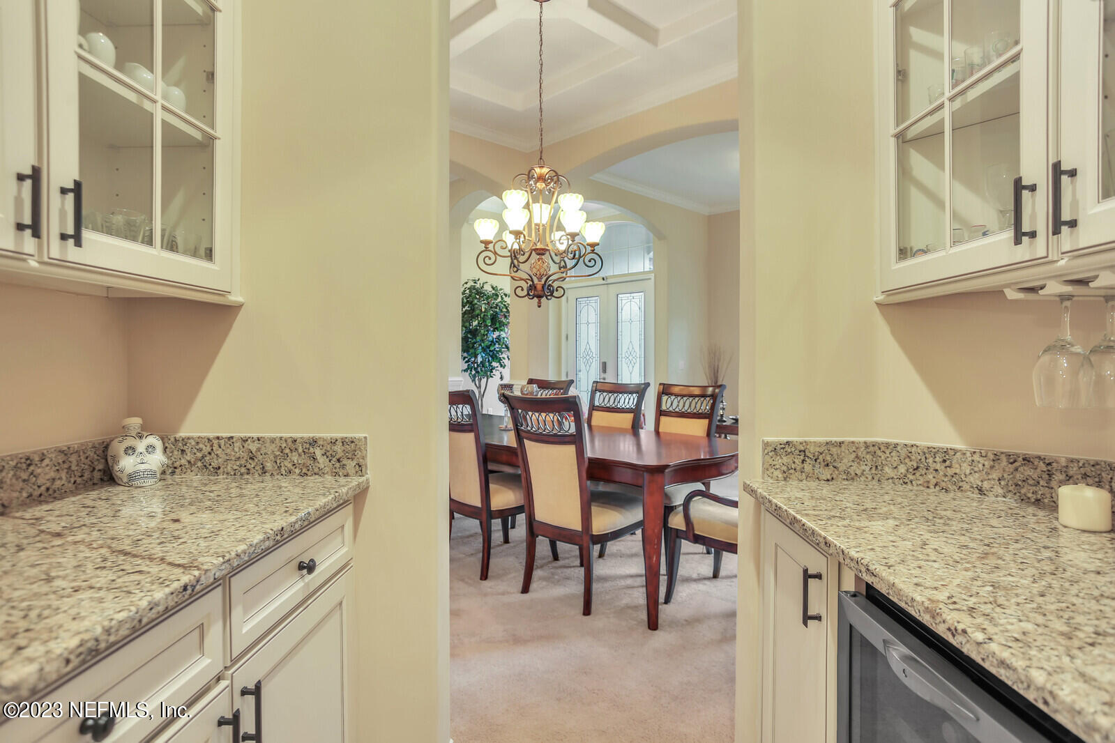 291 ELLSWORTH Circle