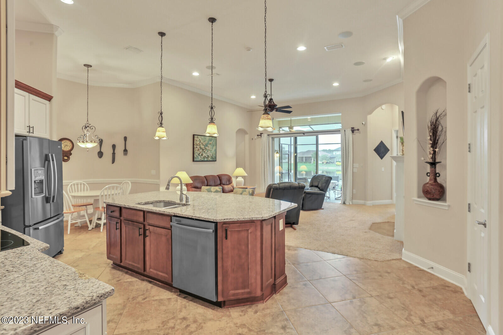 291 ELLSWORTH Circle