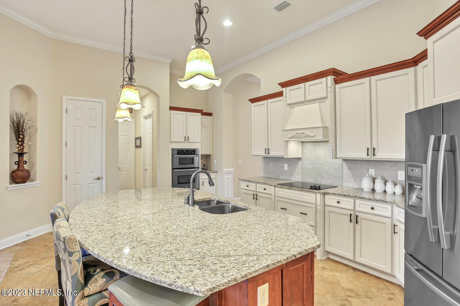 291 ELLSWORTH Circle