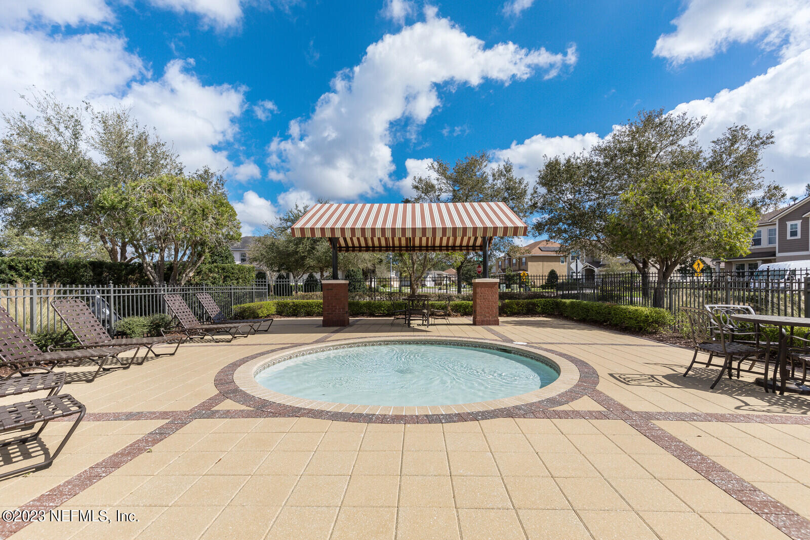 291 ELLSWORTH Circle