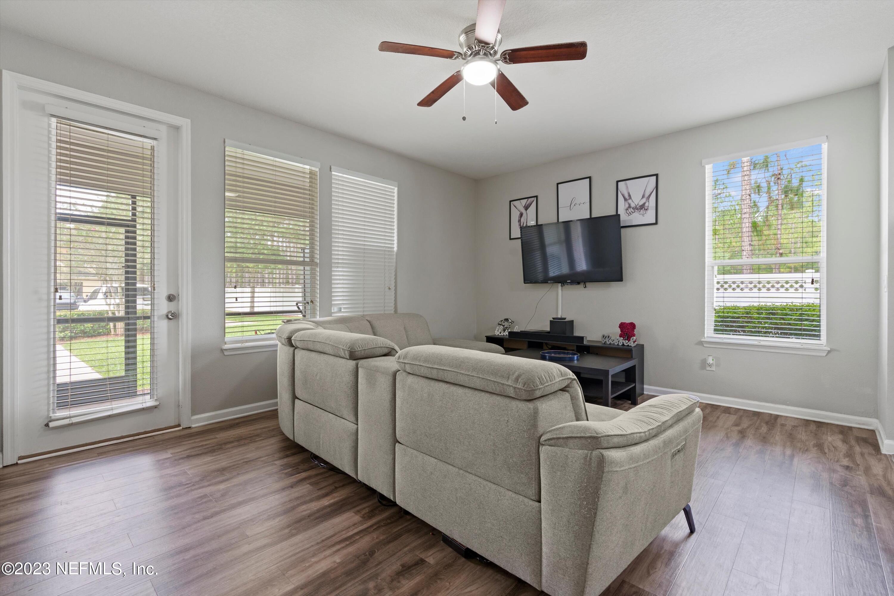 625 OAKLEAF PLANTATION Parkway, 515