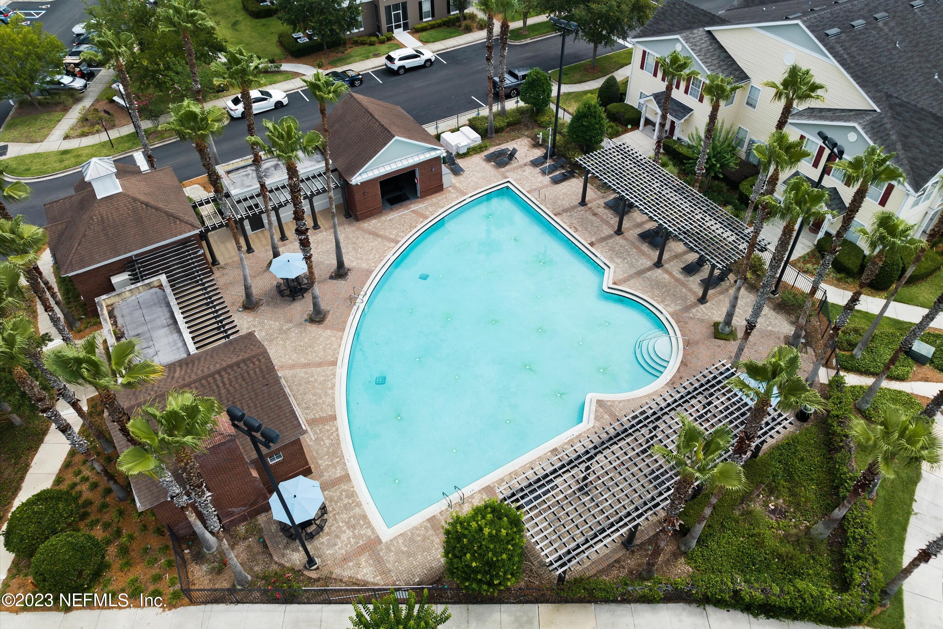 625 OAKLEAF PLANTATION Parkway, 515