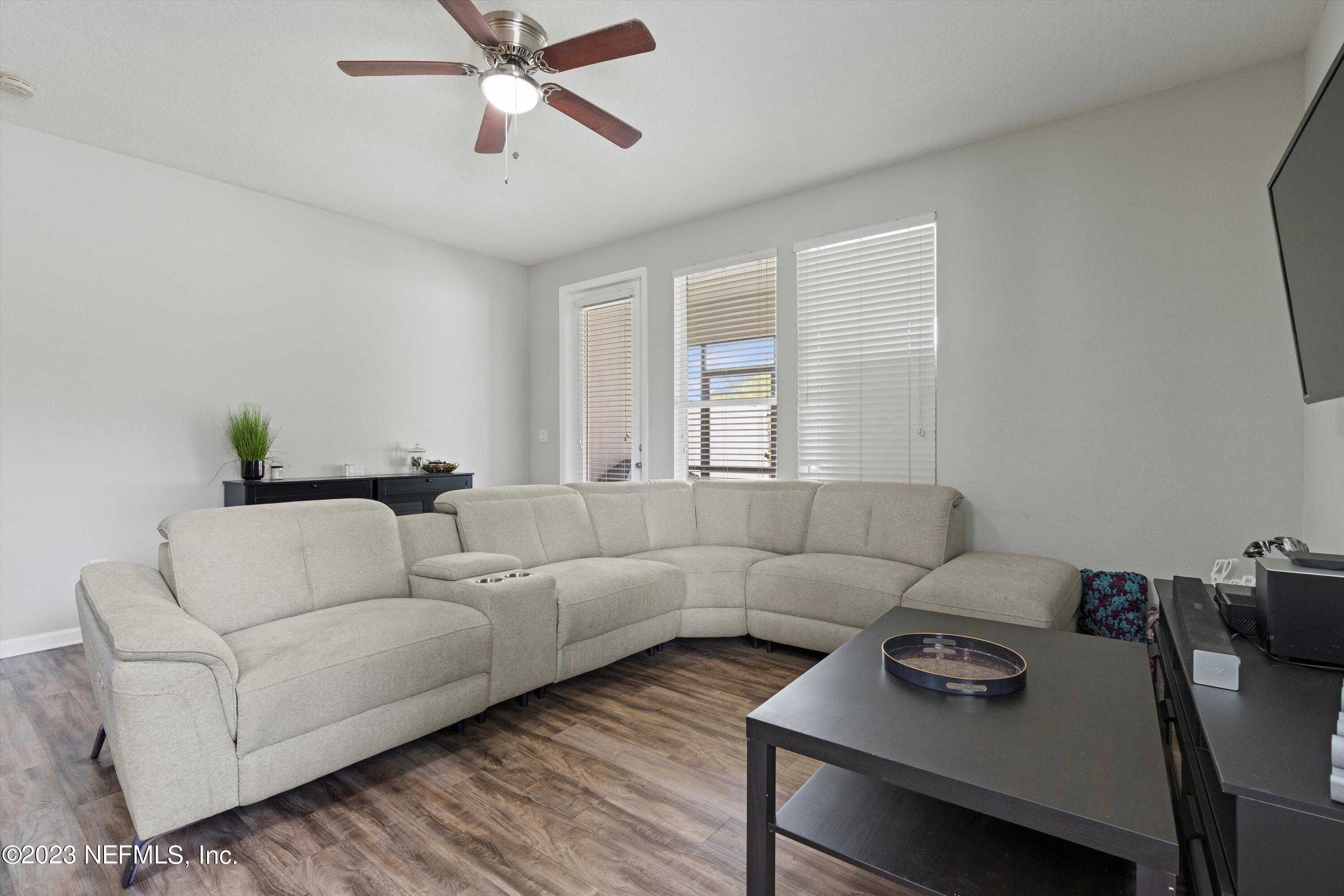 625 OAKLEAF PLANTATION Parkway, 515