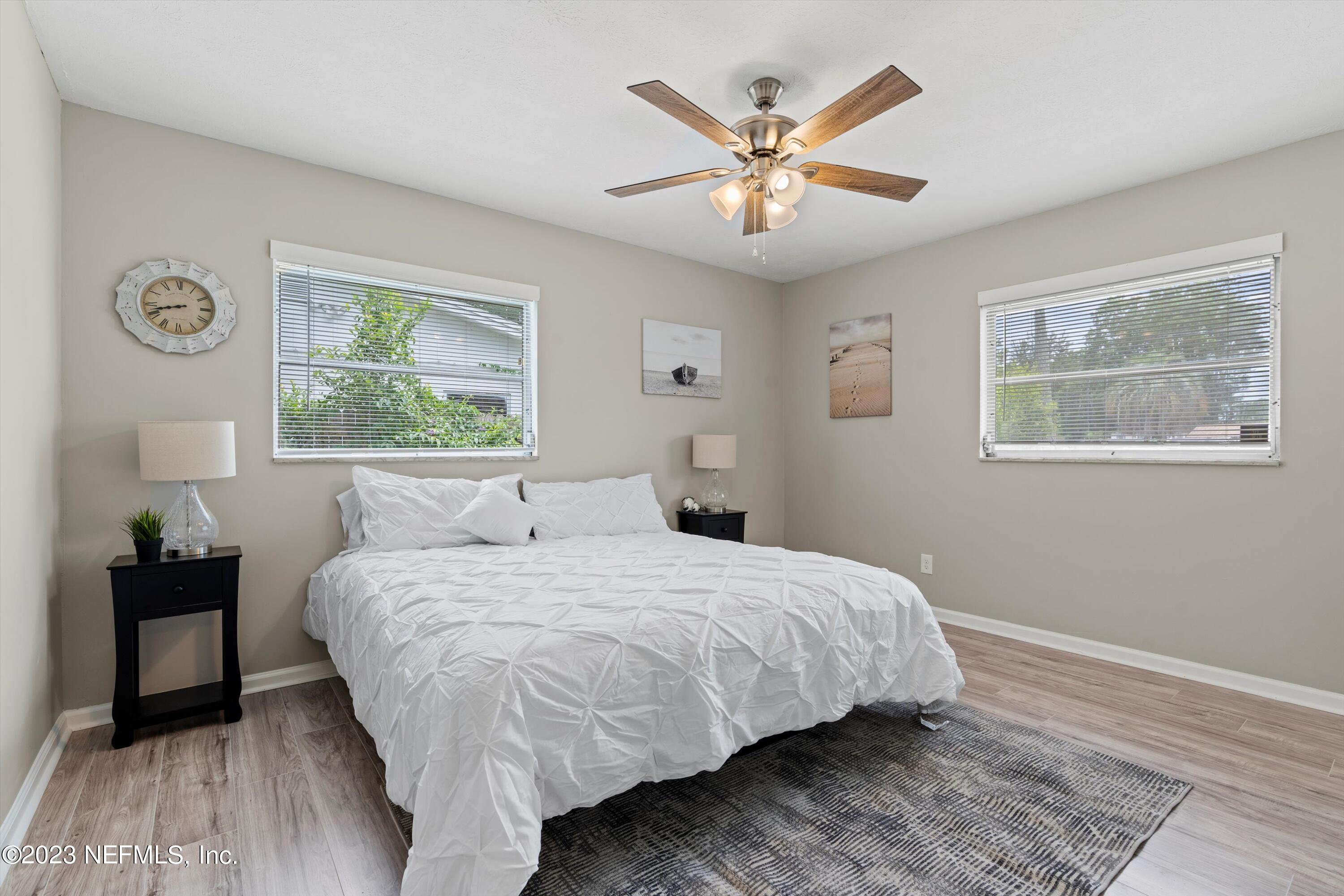 5905 RENAULT Drive W