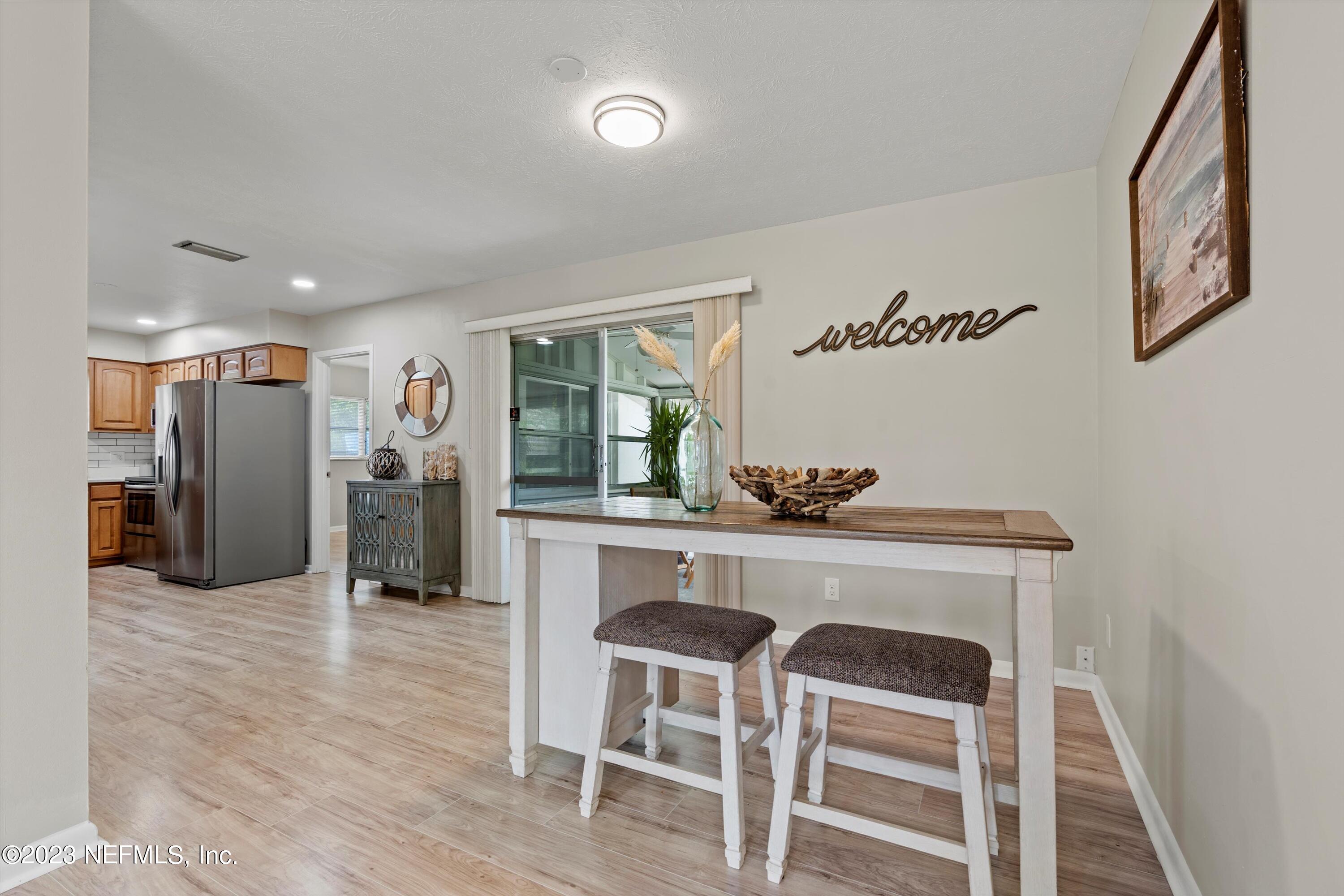 5905 RENAULT Drive W