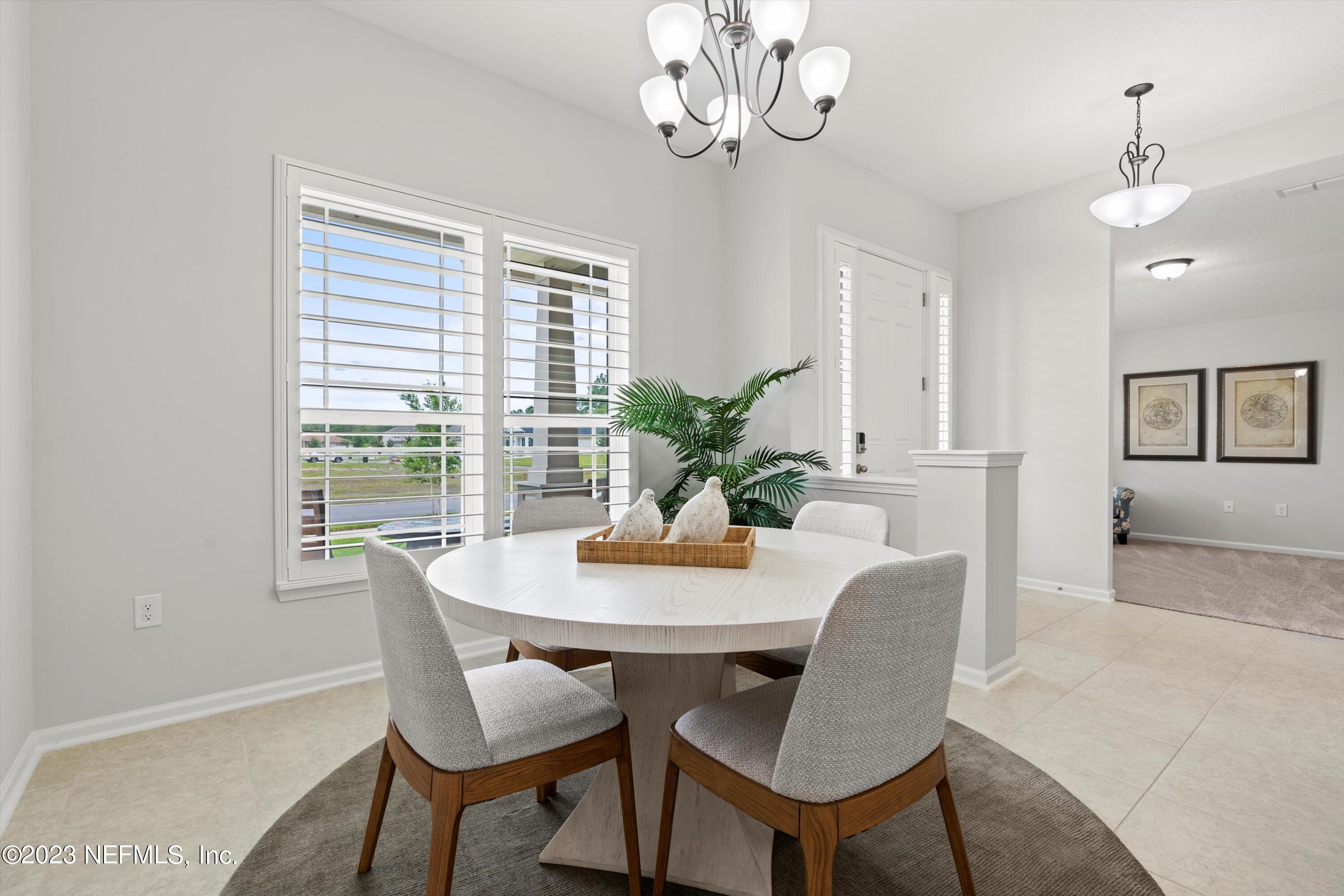 1653 LEWIS LAKE Lane