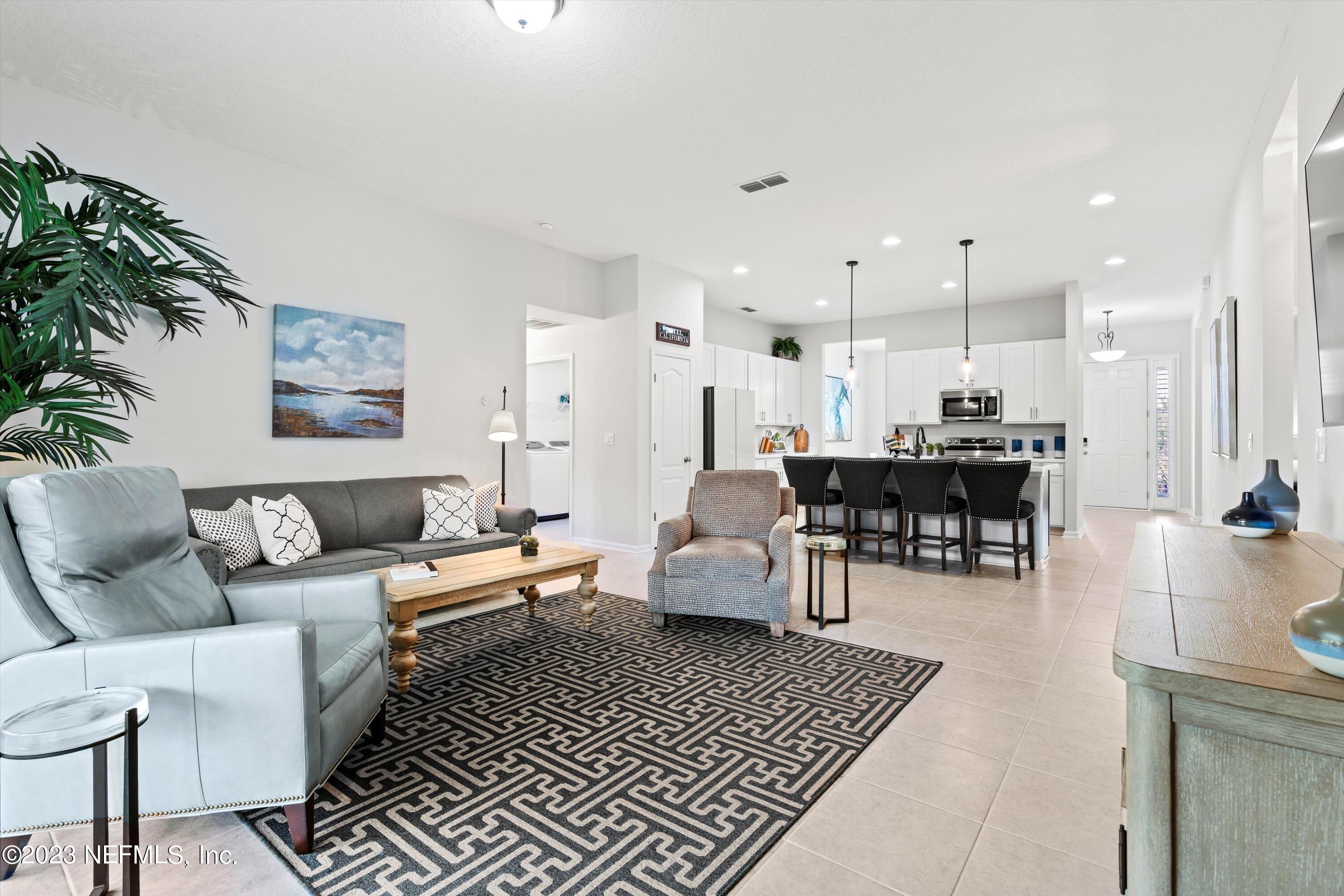 1653 LEWIS LAKE Lane