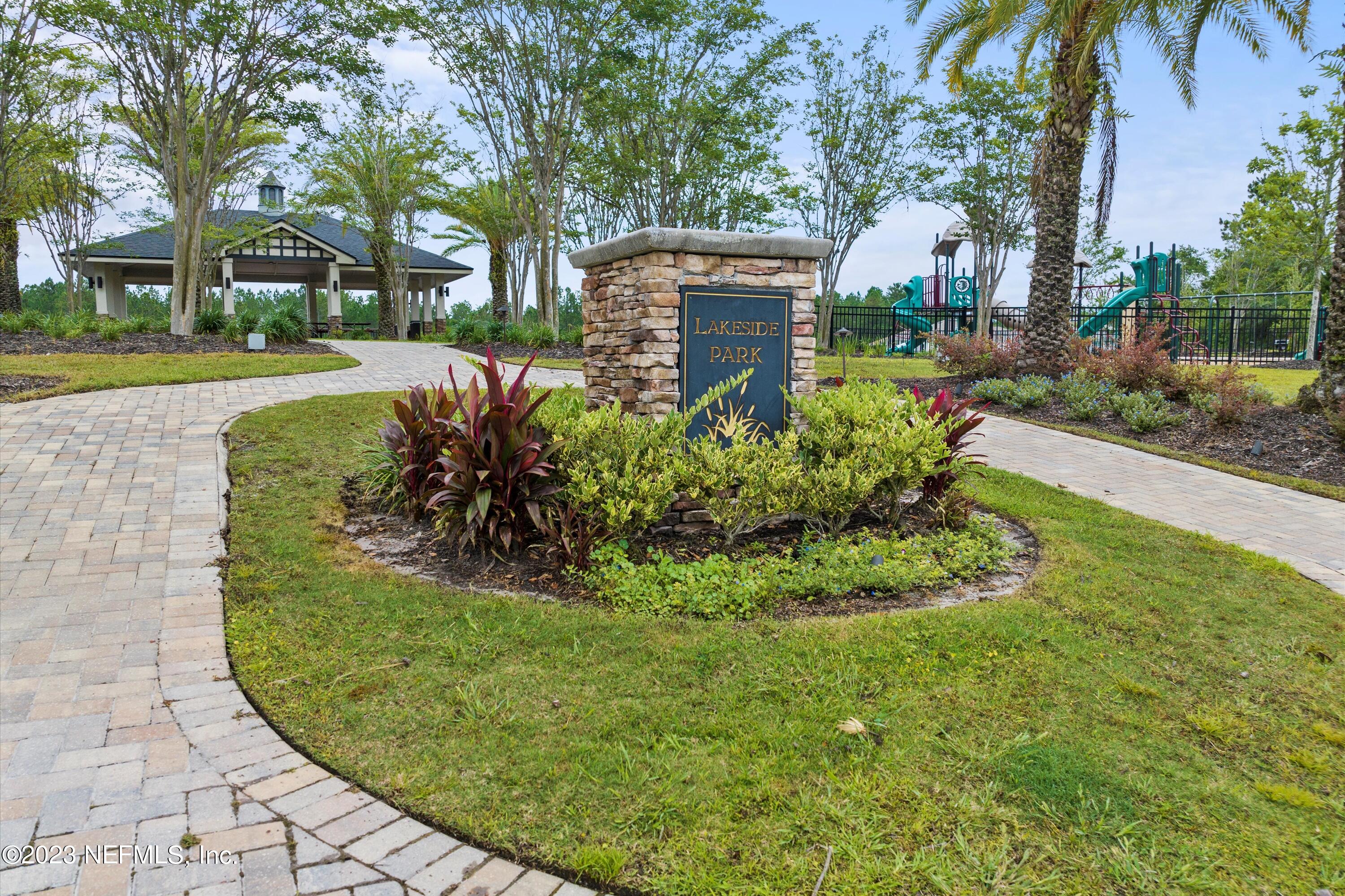 1653 LEWIS LAKE Lane