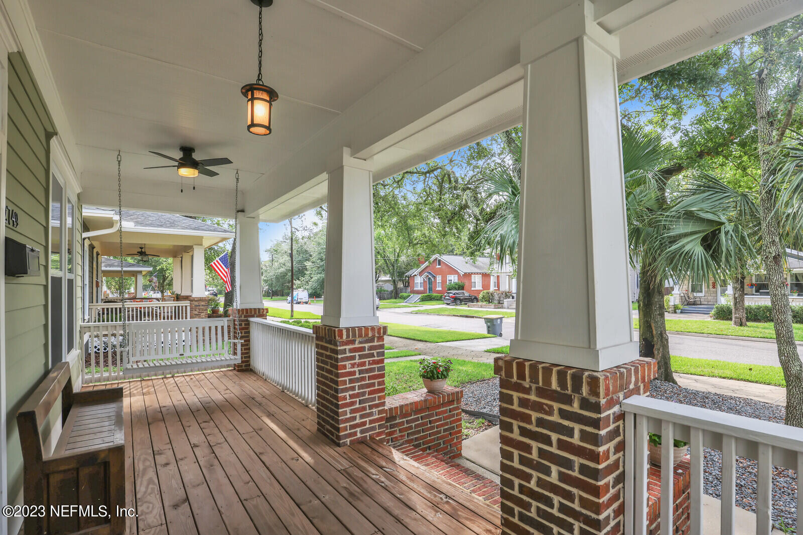 2749 LYDIA Street