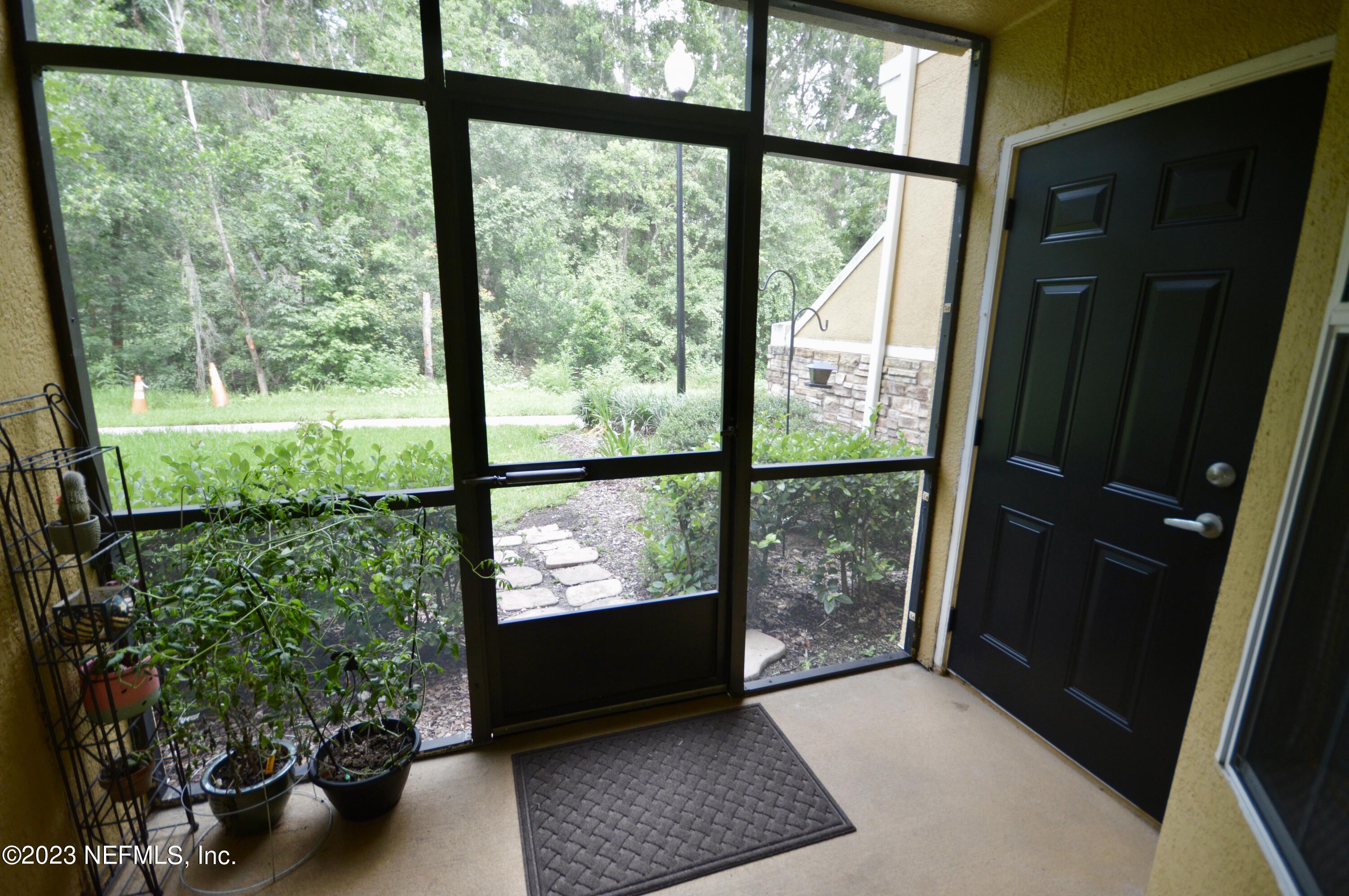 8539 GATE Parkway W, 1416