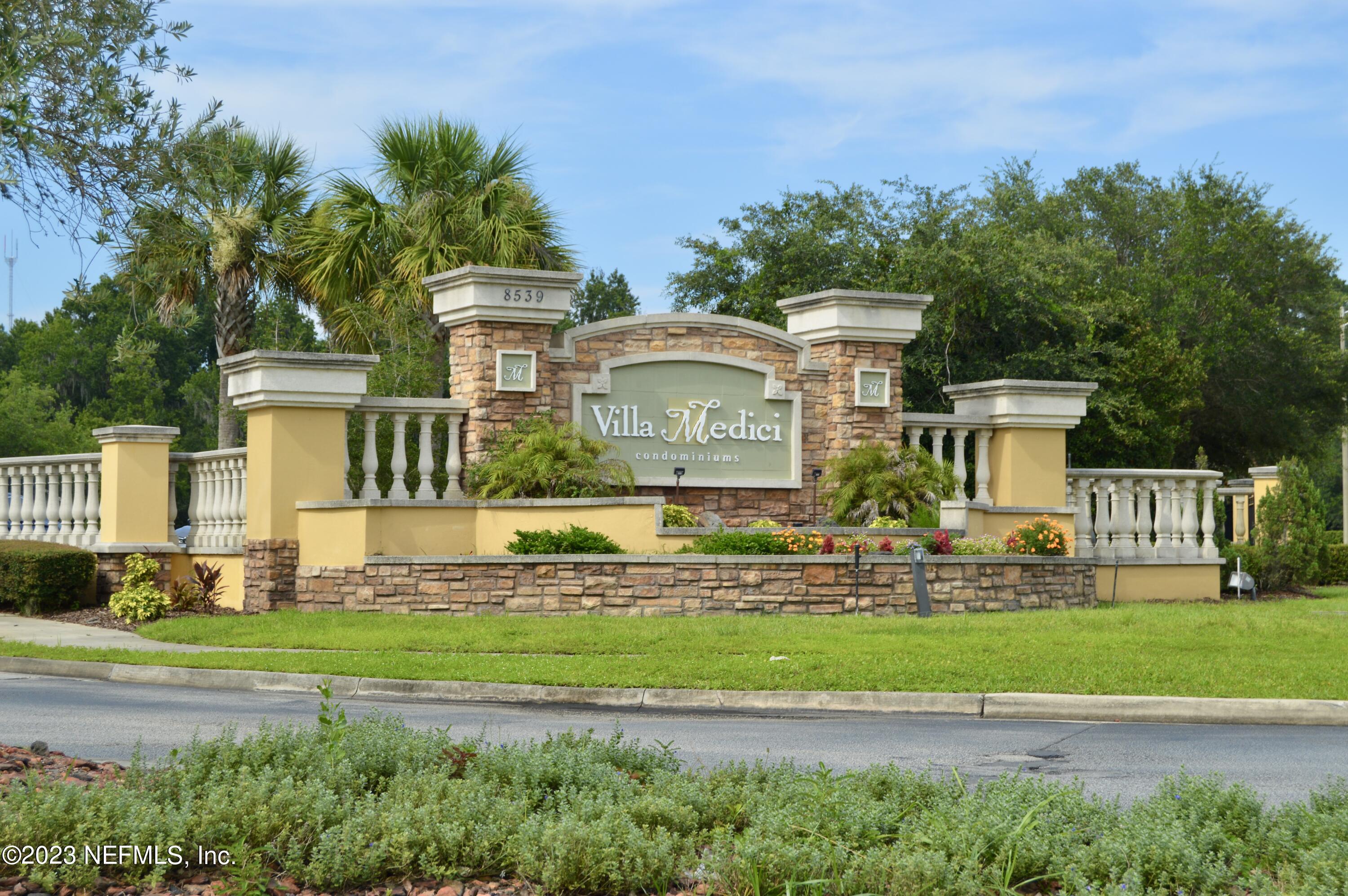 8539 GATE Parkway W, 1416