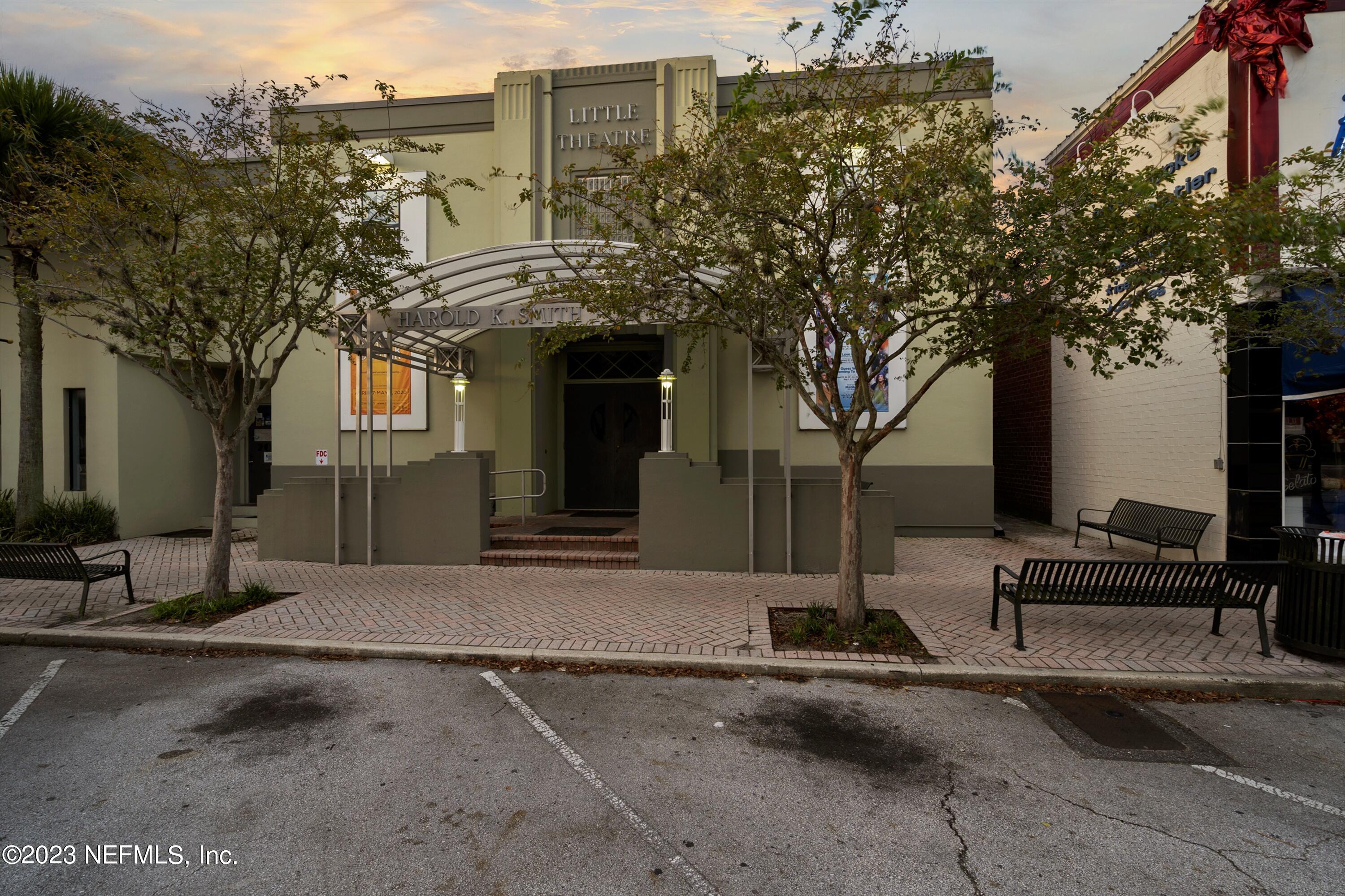 1246 HOLMESDALE Road