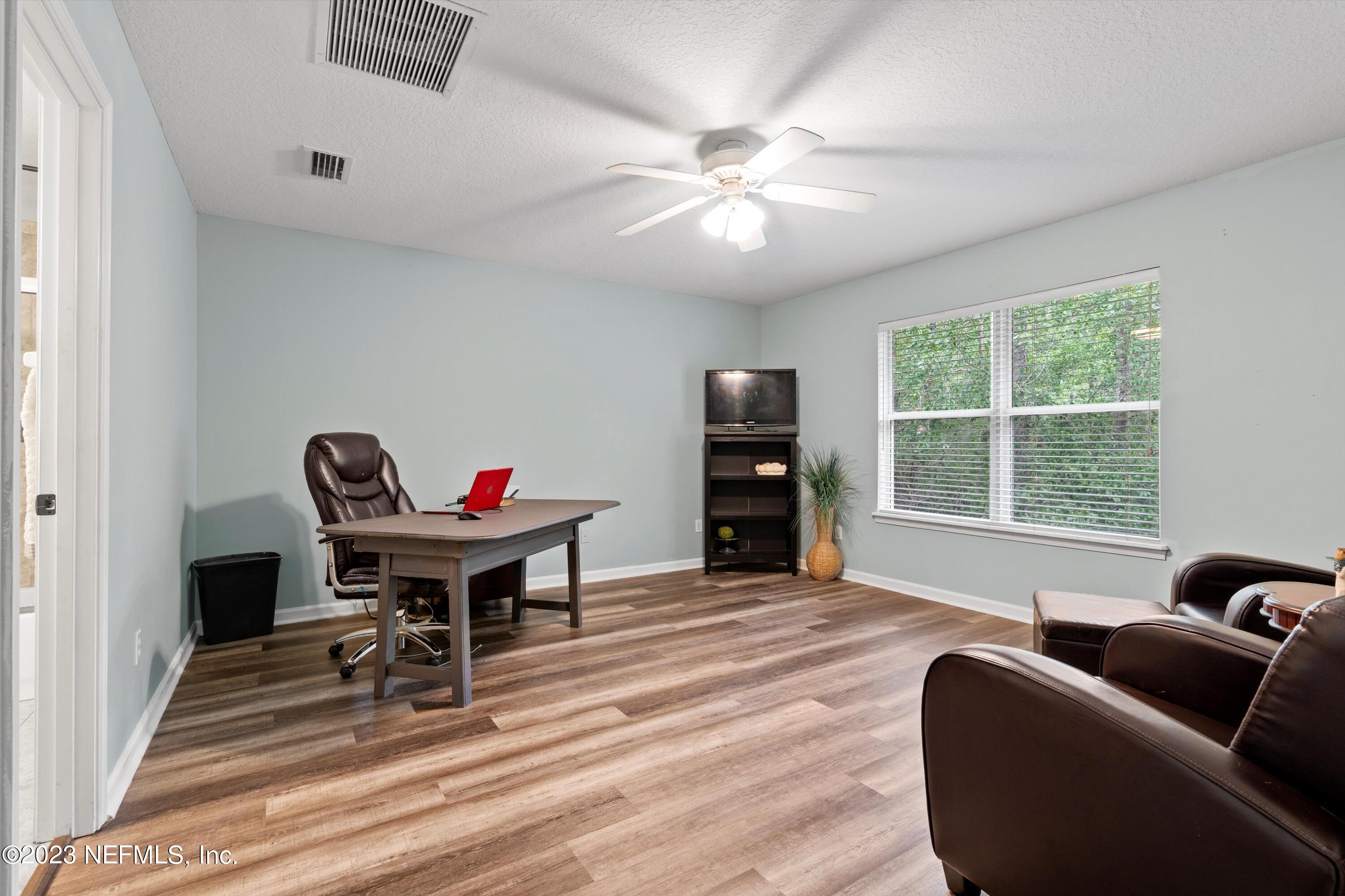 2506 COUNTRY SIDE Drive