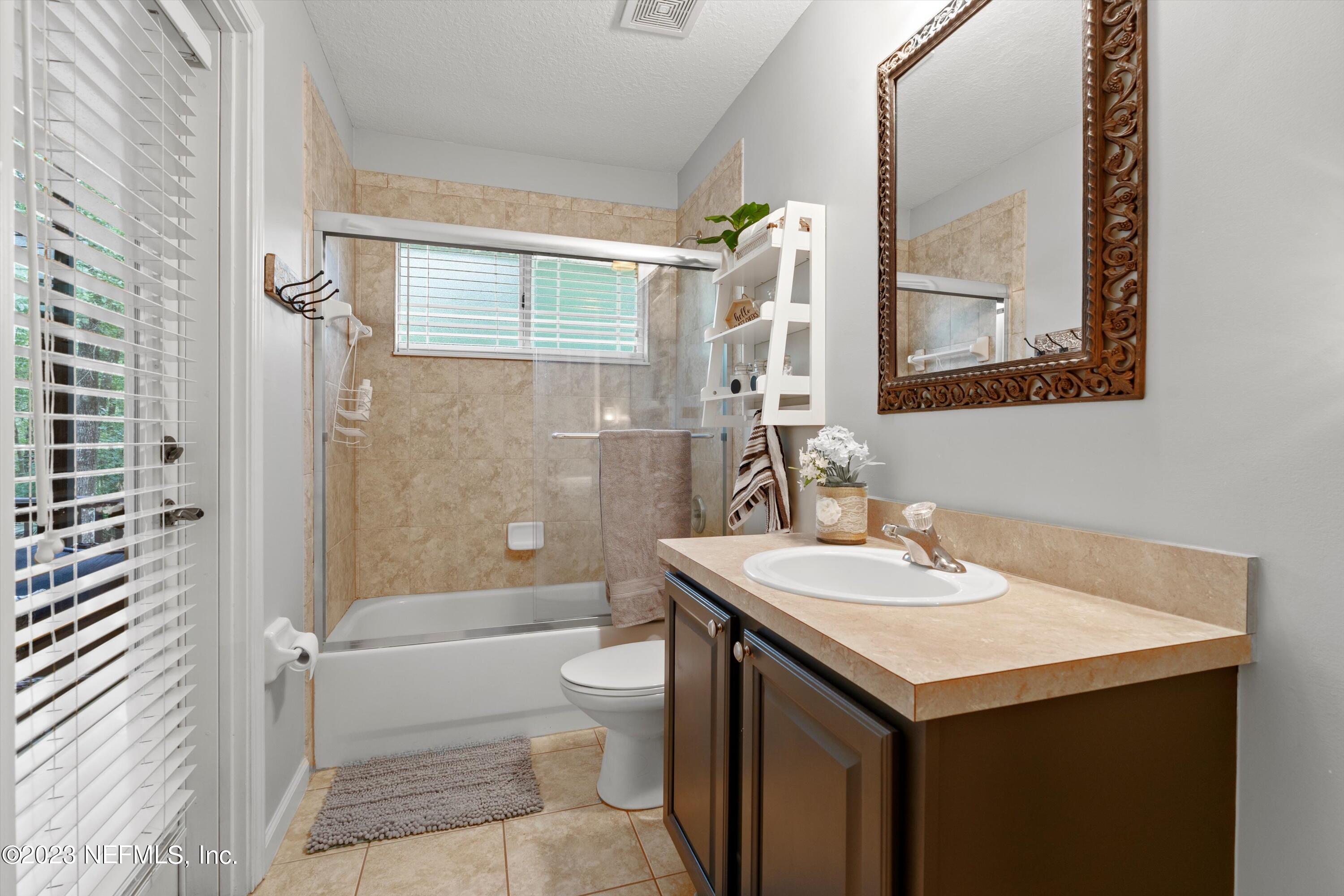 2506 COUNTRY SIDE Drive