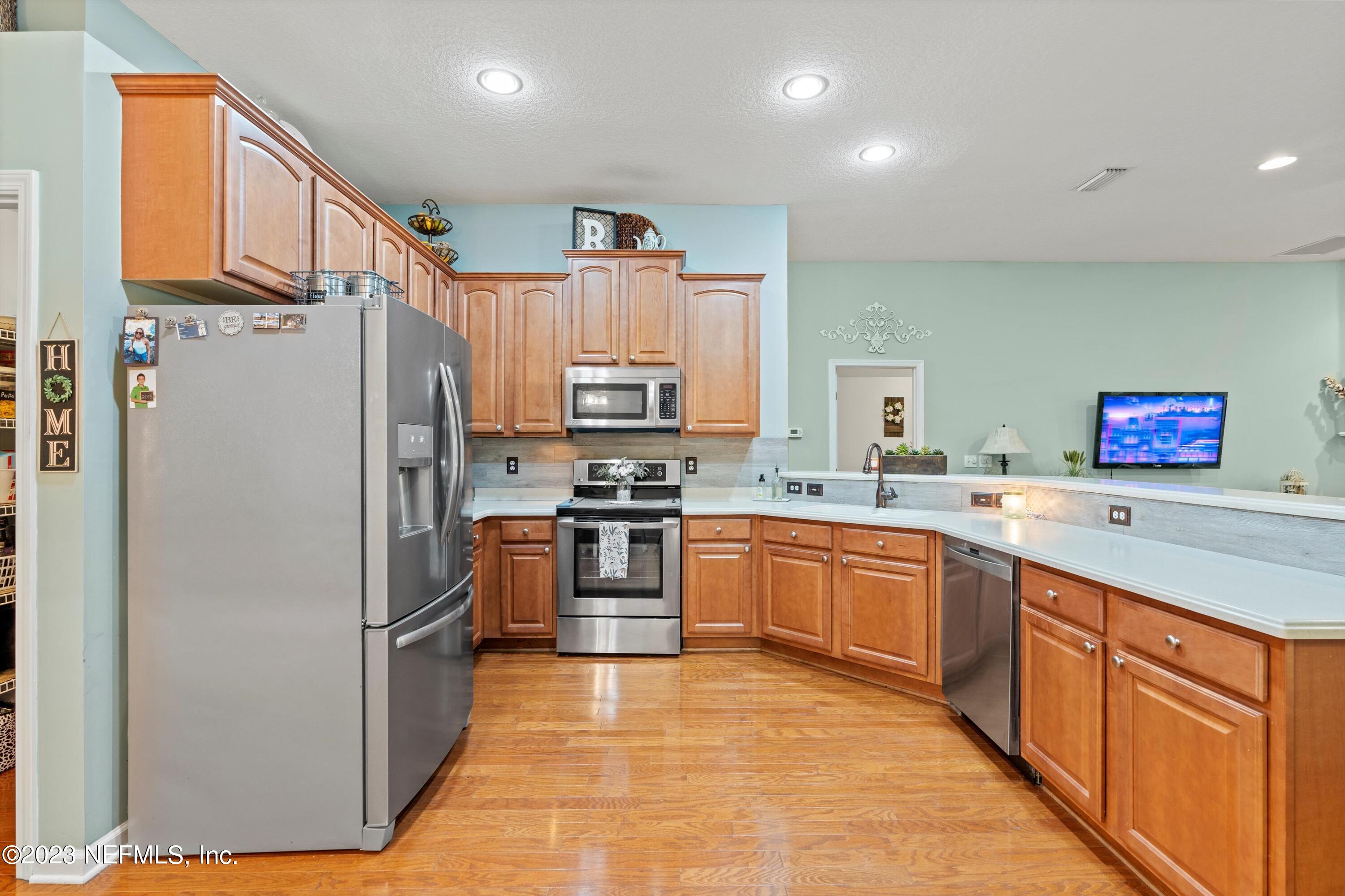 2506 COUNTRY SIDE Drive