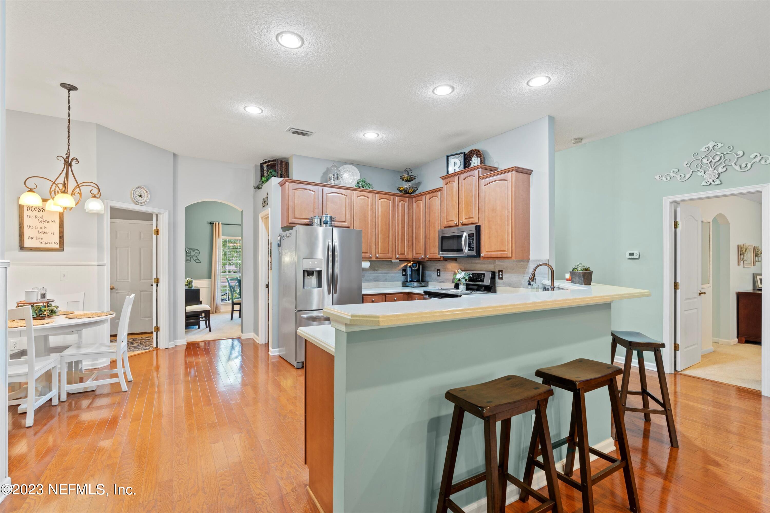 2506 COUNTRY SIDE Drive