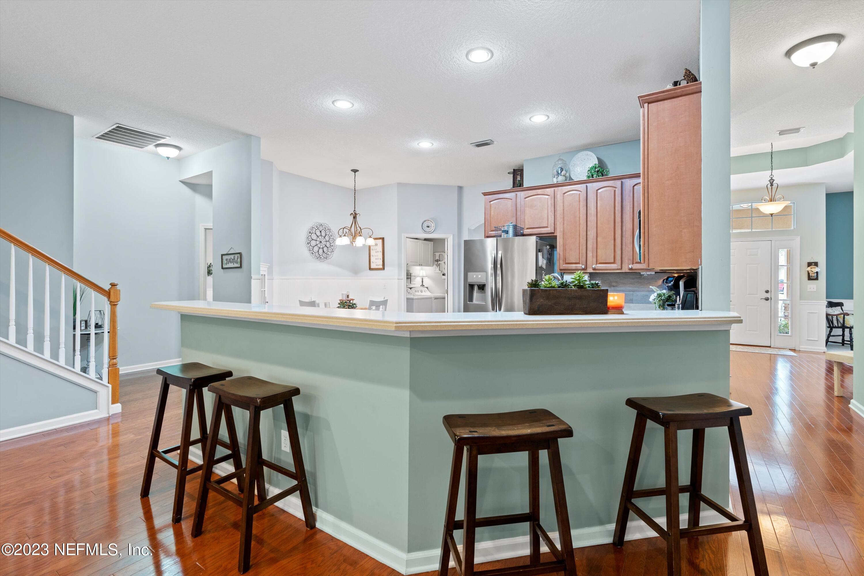 2506 COUNTRY SIDE Drive