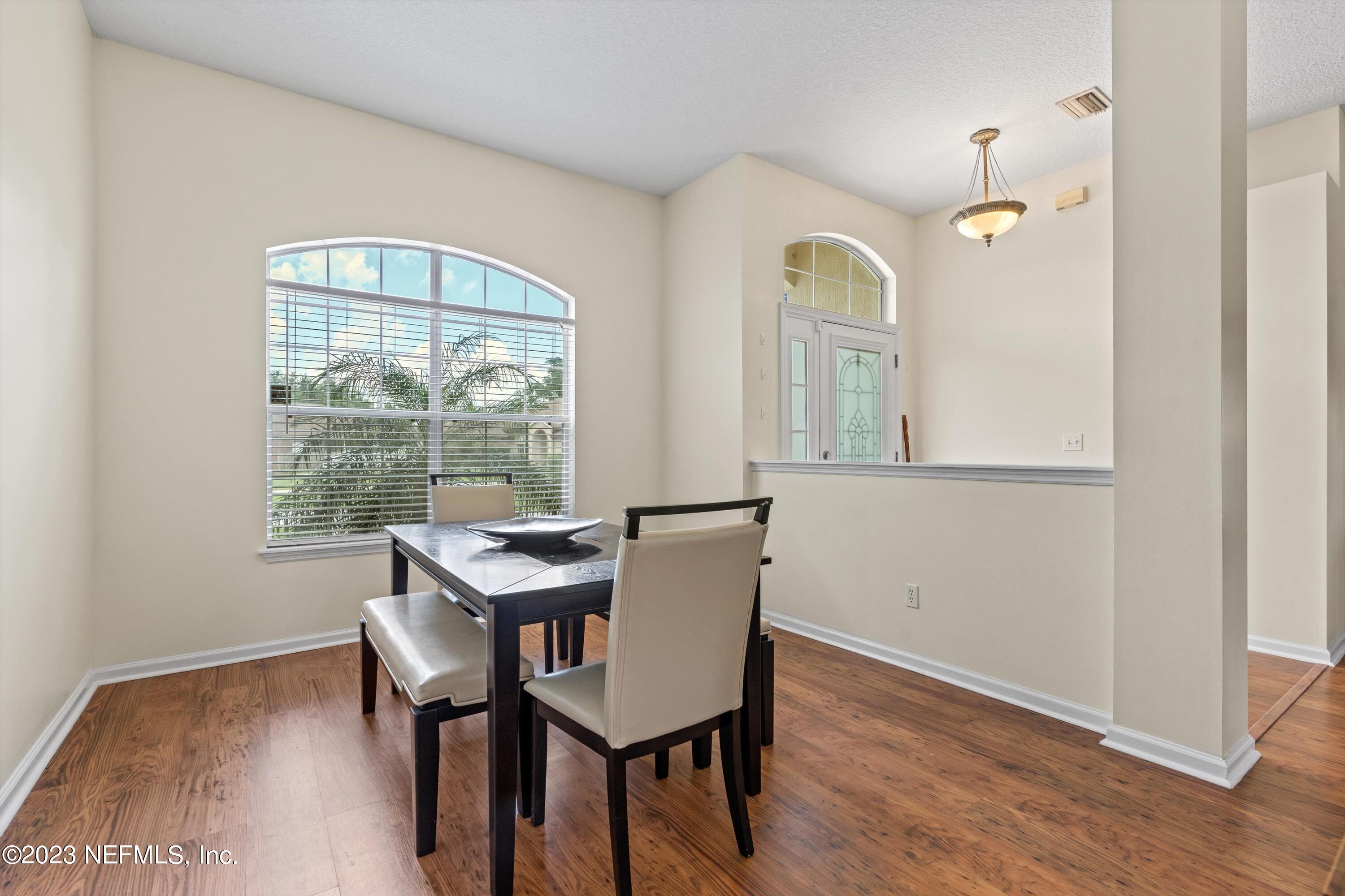 5320 KNIGHTSGATE Court