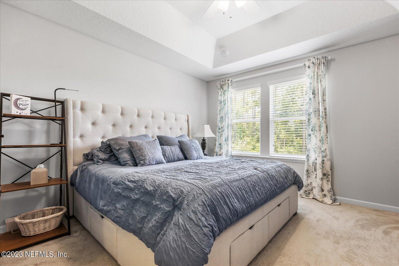 445 RICHMOND Drive, St. Johns