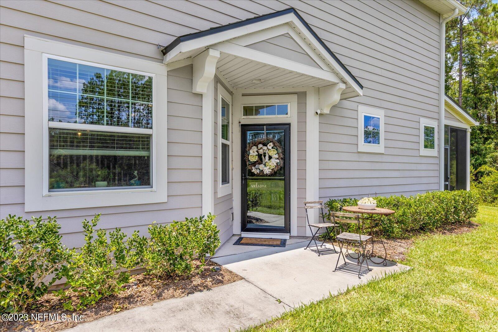 445 RICHMOND Drive, St. Johns