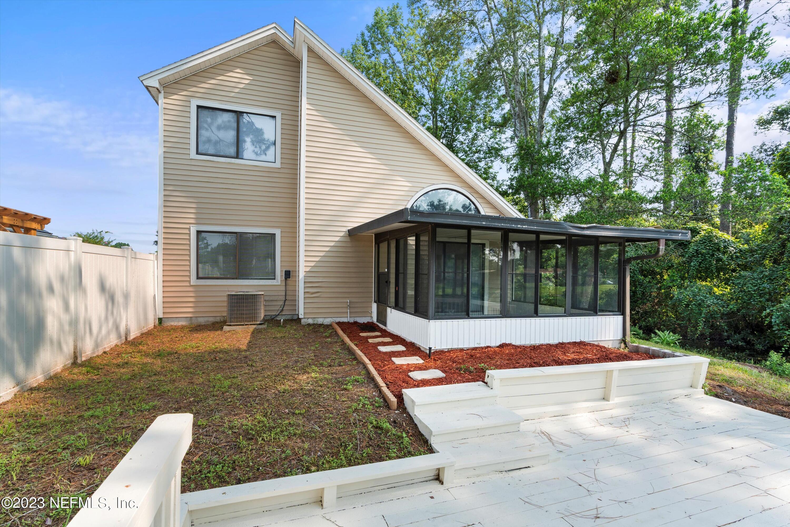 10538 BROOMSEDGE Court