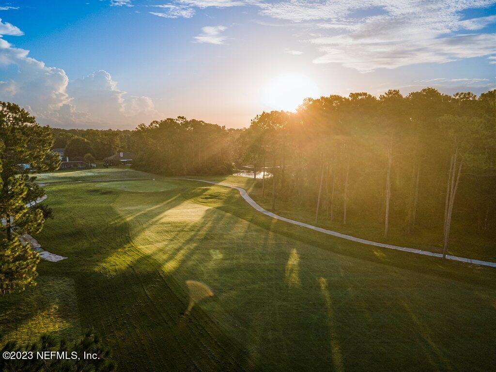 701 PUTTERS GREEN Way S