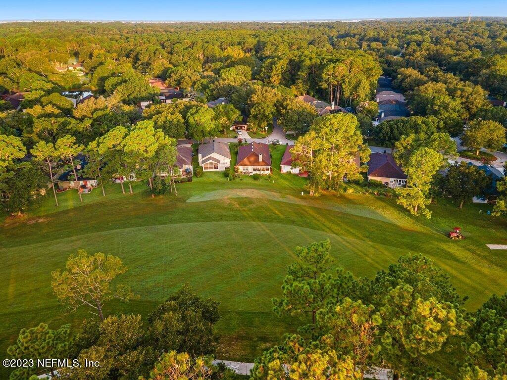 701 PUTTERS GREEN Way S