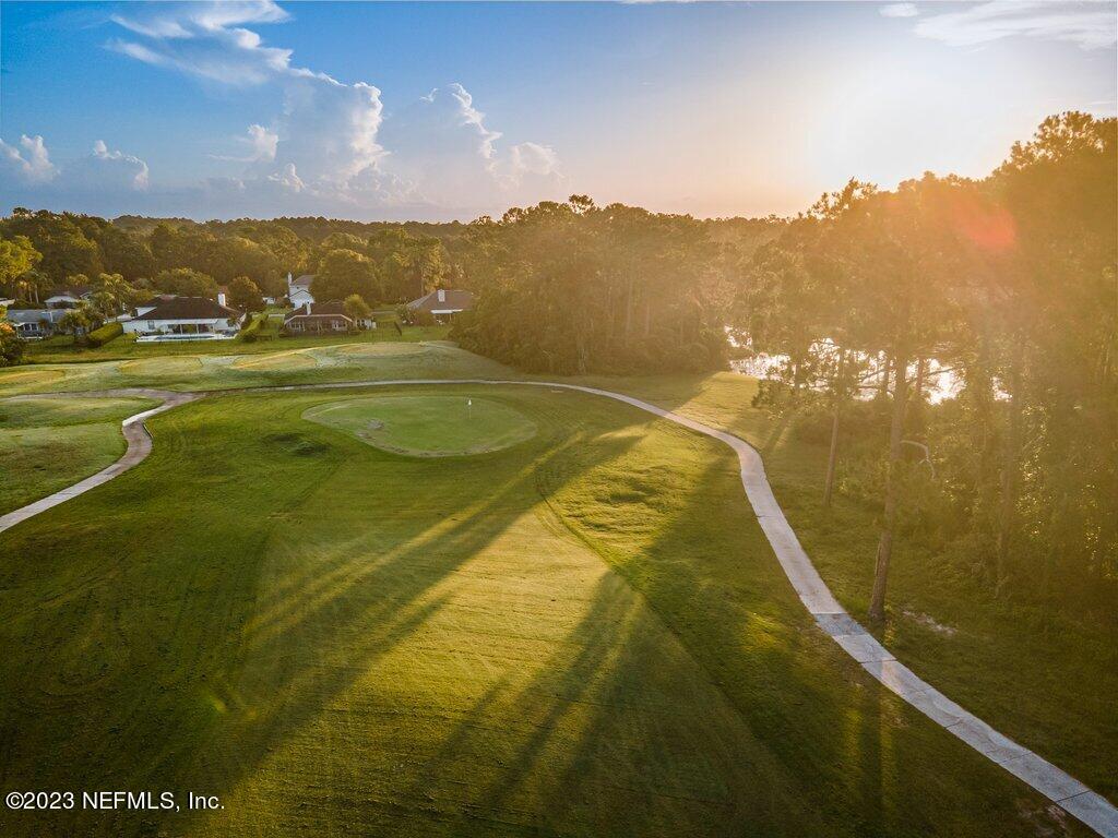 701 PUTTERS GREEN Way S