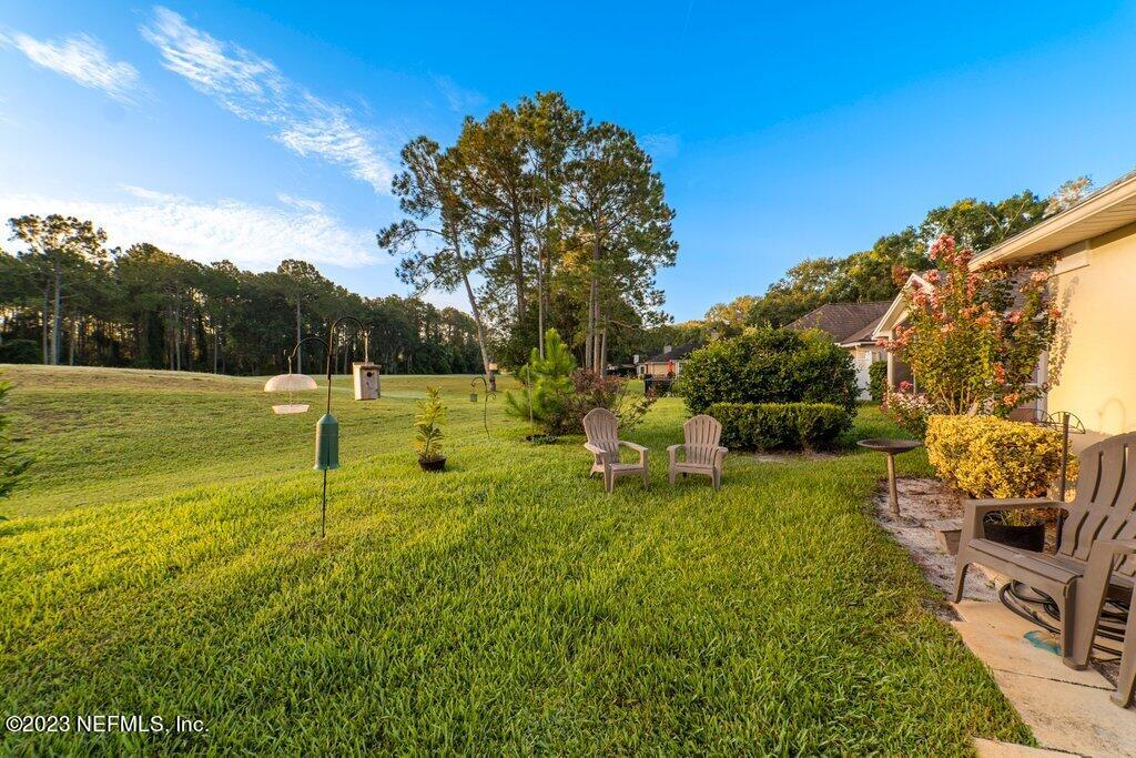 701 PUTTERS GREEN Way S