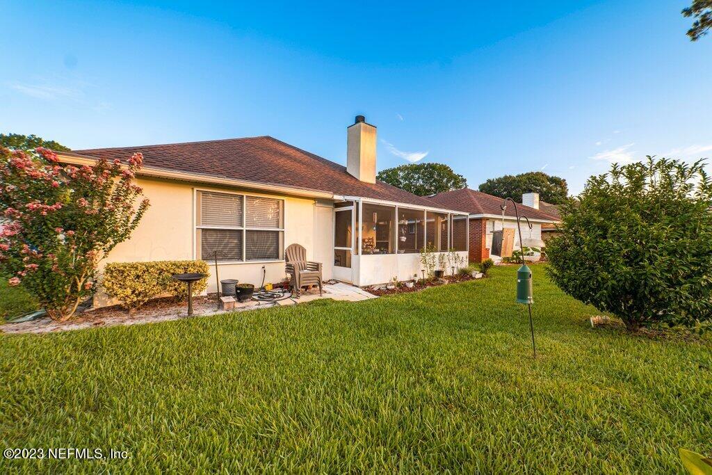 701 PUTTERS GREEN Way S