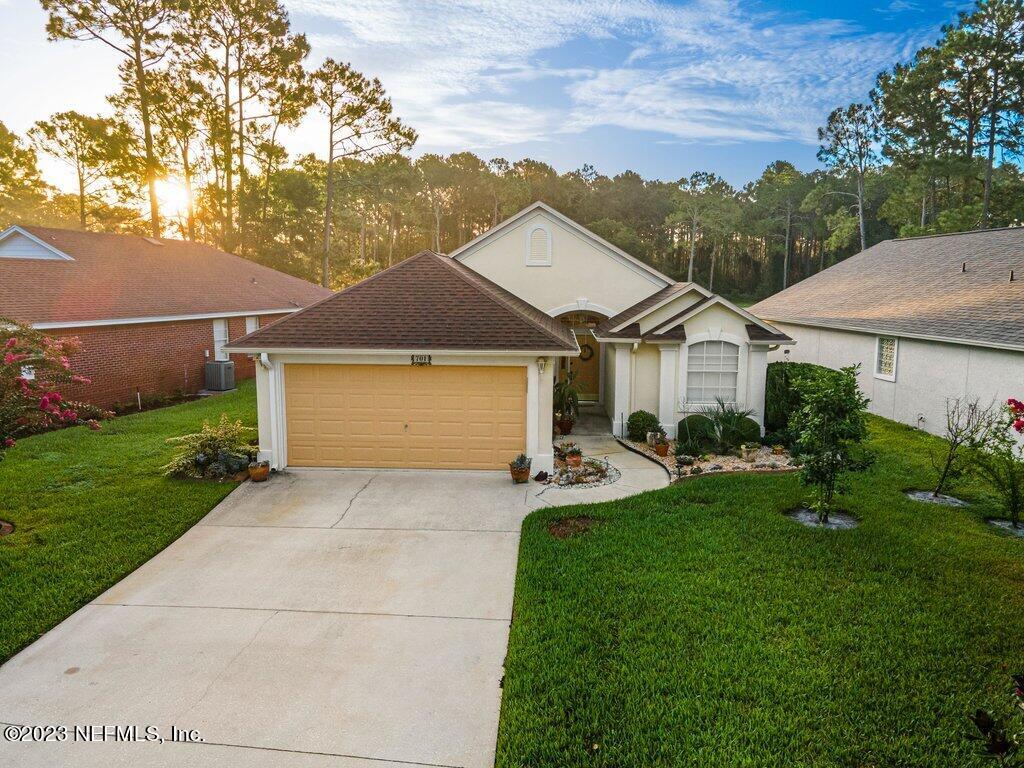 701 PUTTERS GREEN Way S