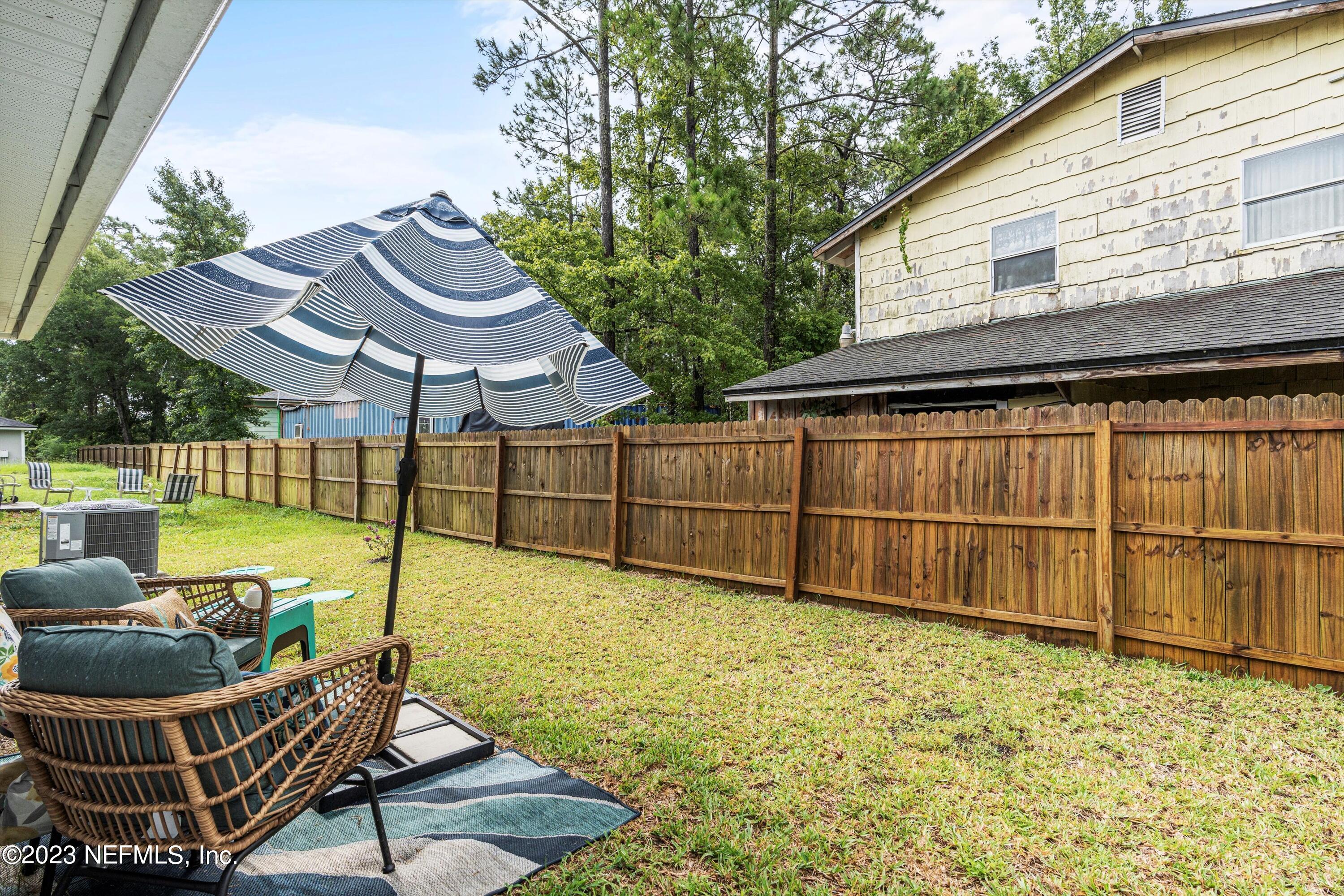 12138 BIARRITZ Street