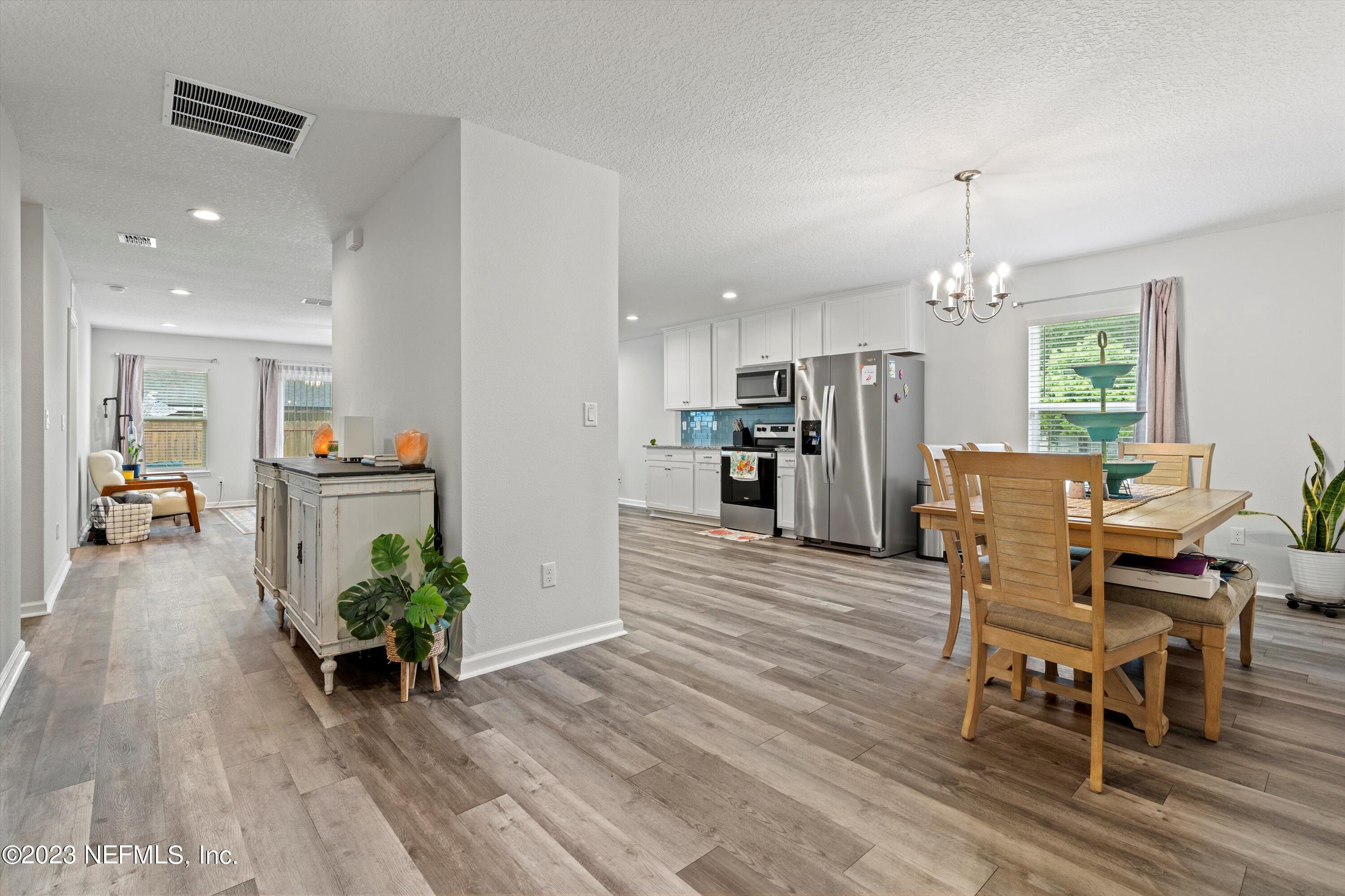 12138 BIARRITZ Street