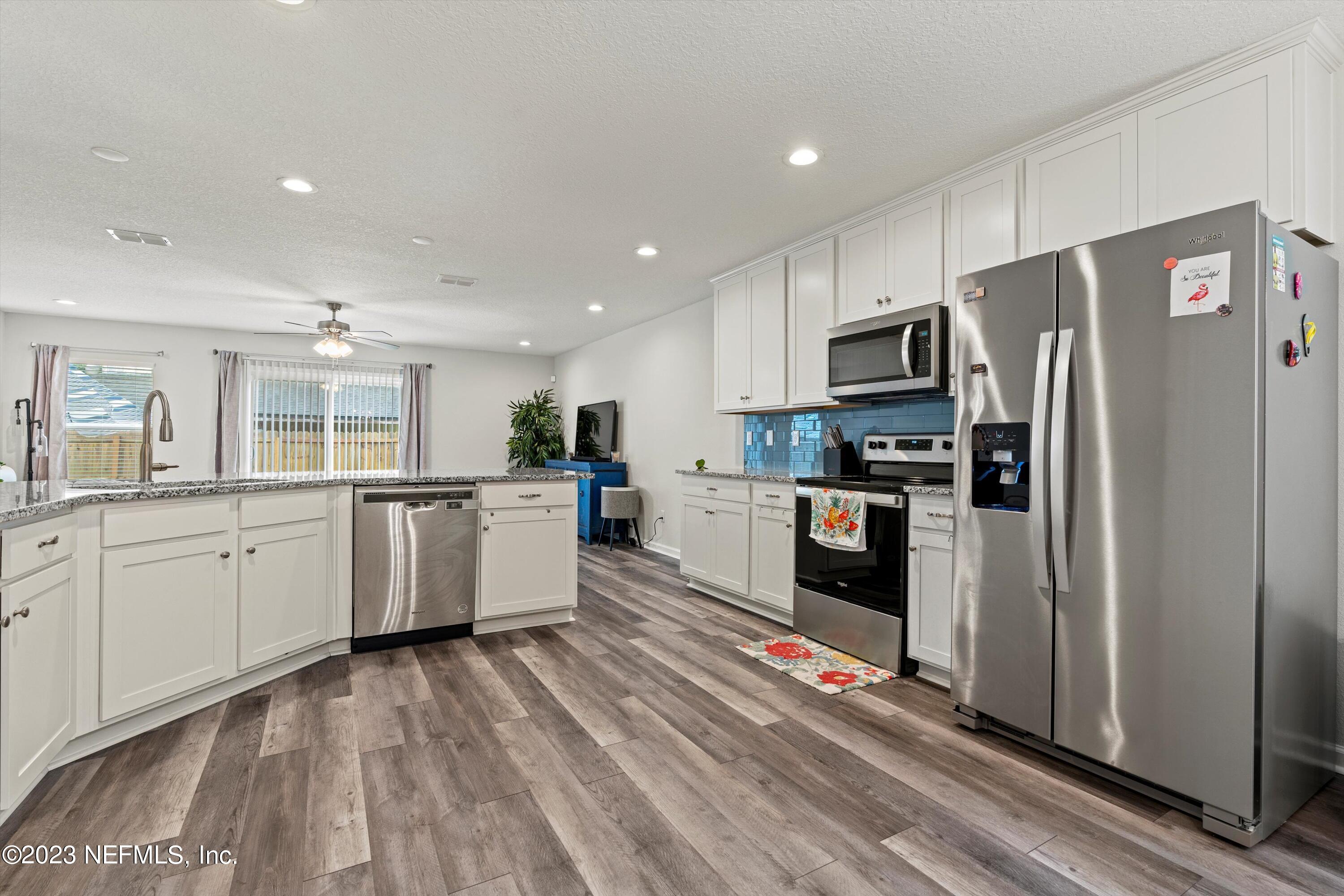 12138 BIARRITZ Street