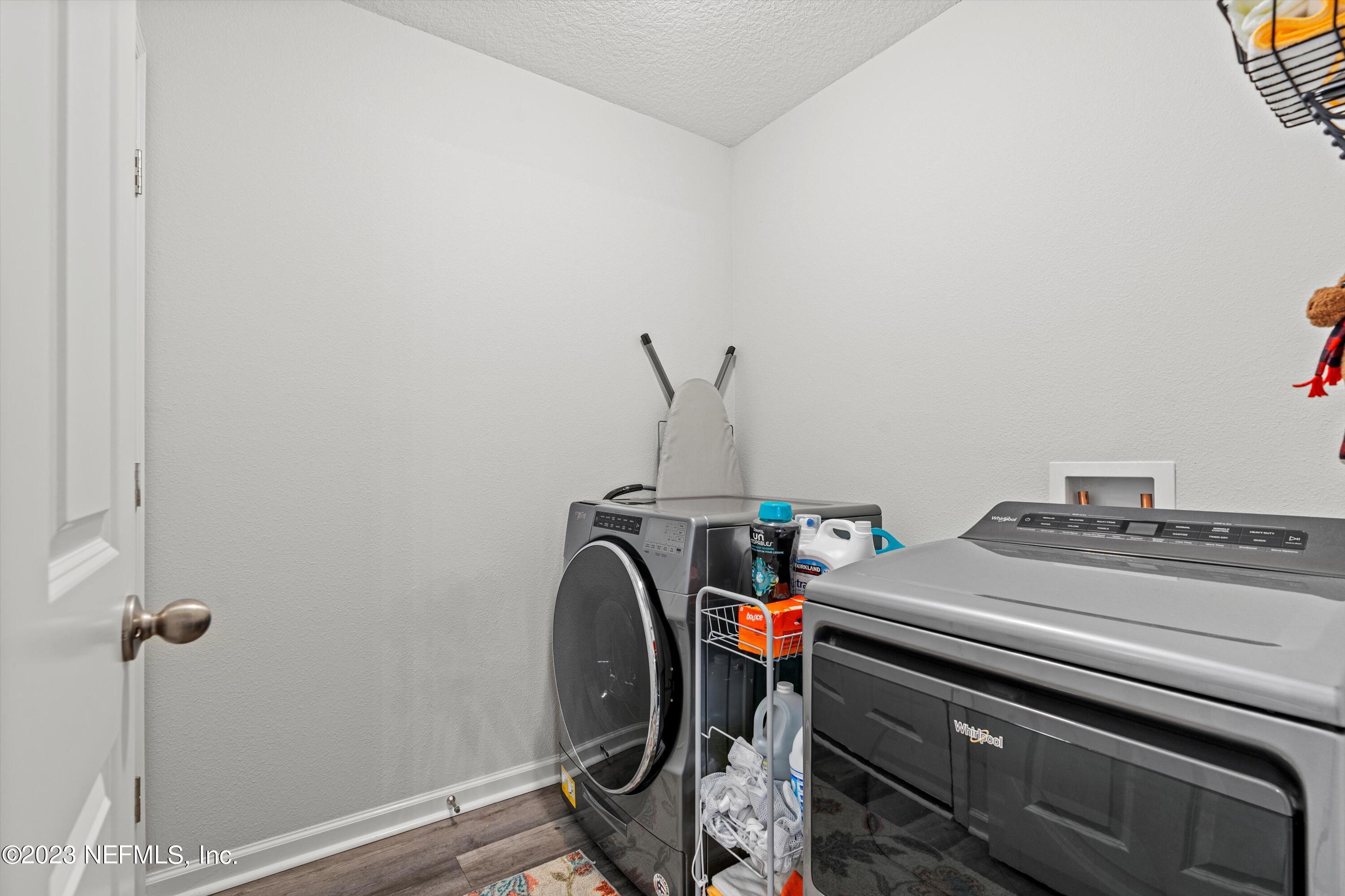 12138 BIARRITZ Street