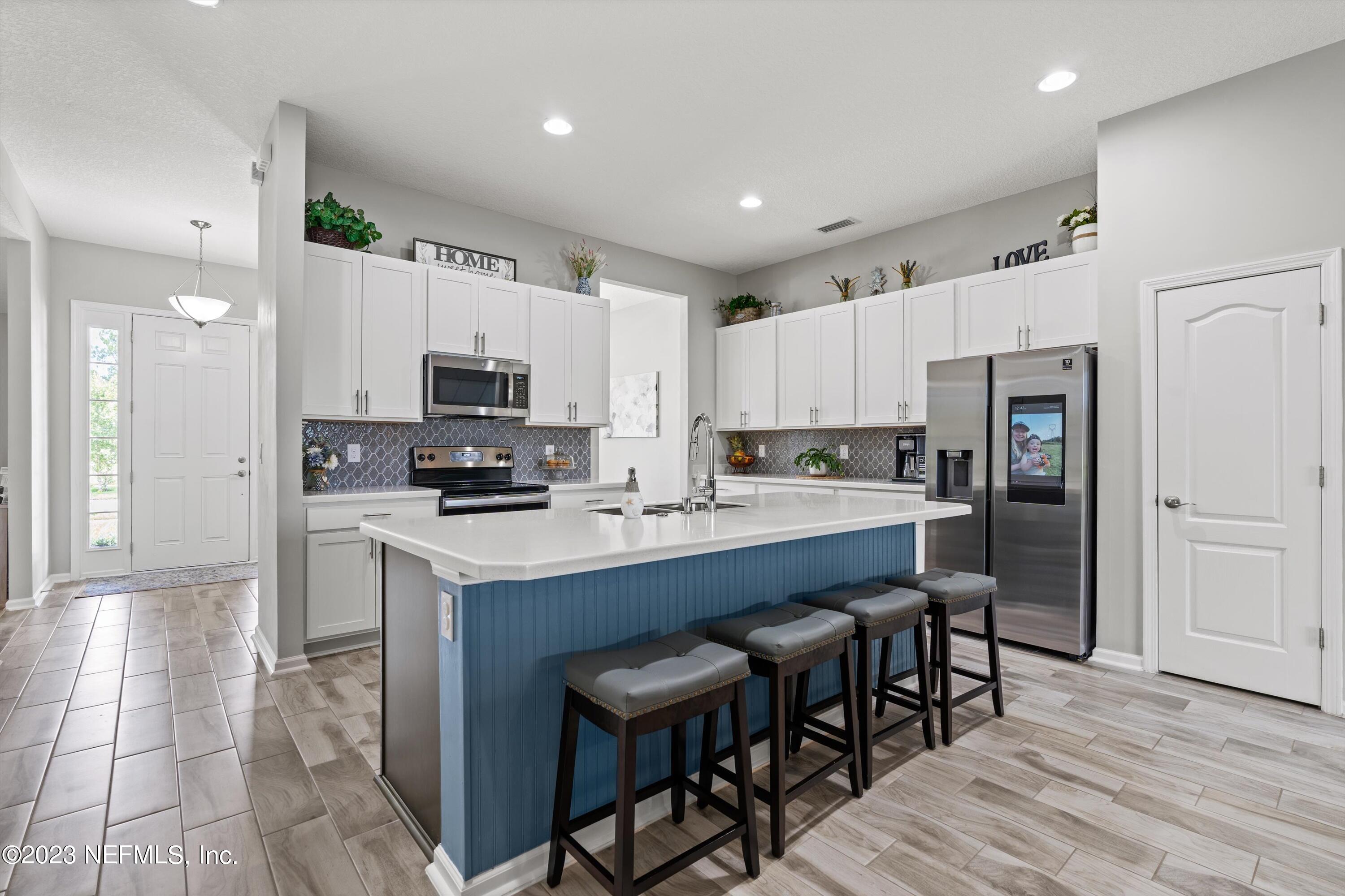 1668 LEWIS LAKE Lane