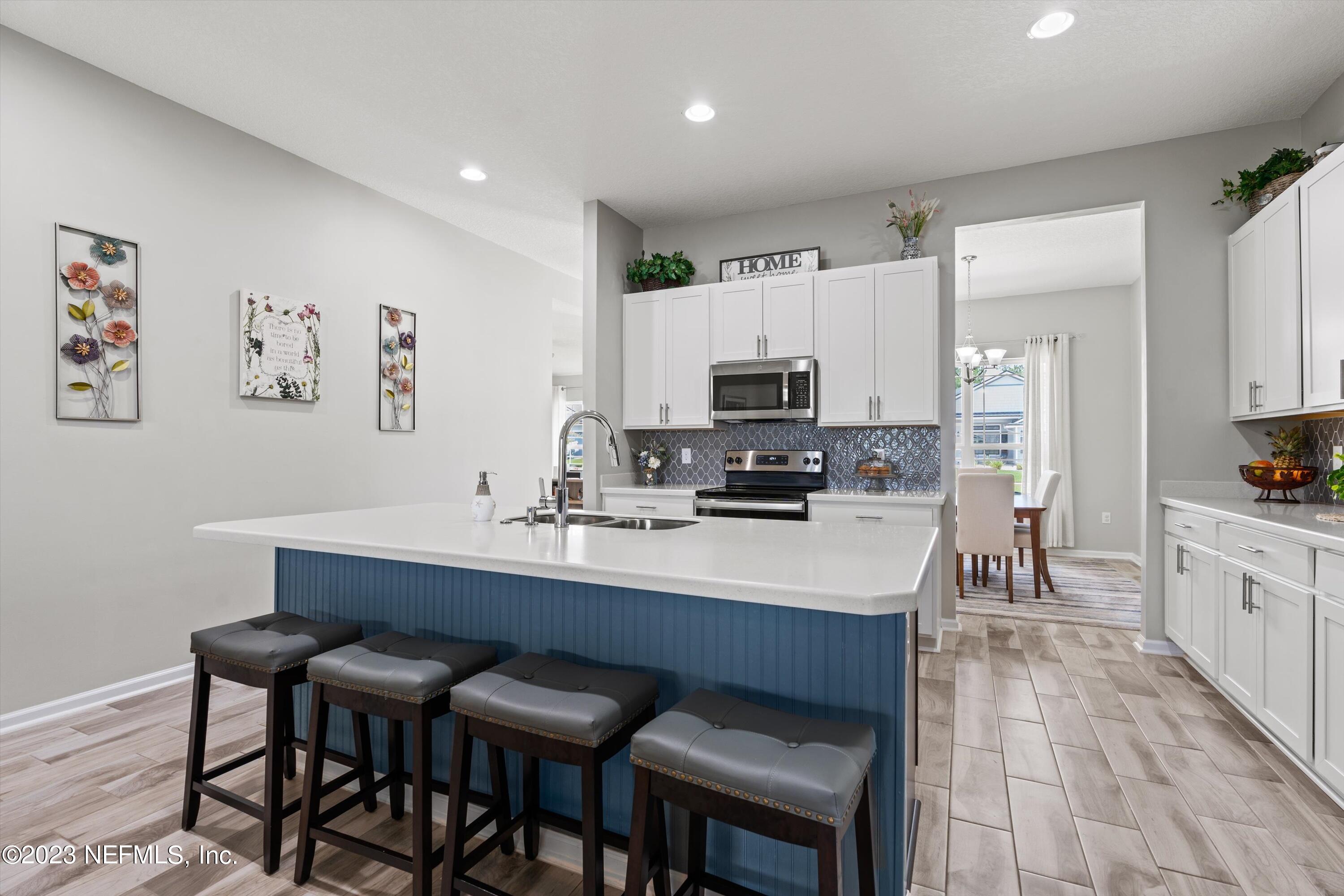 1668 LEWIS LAKE Lane