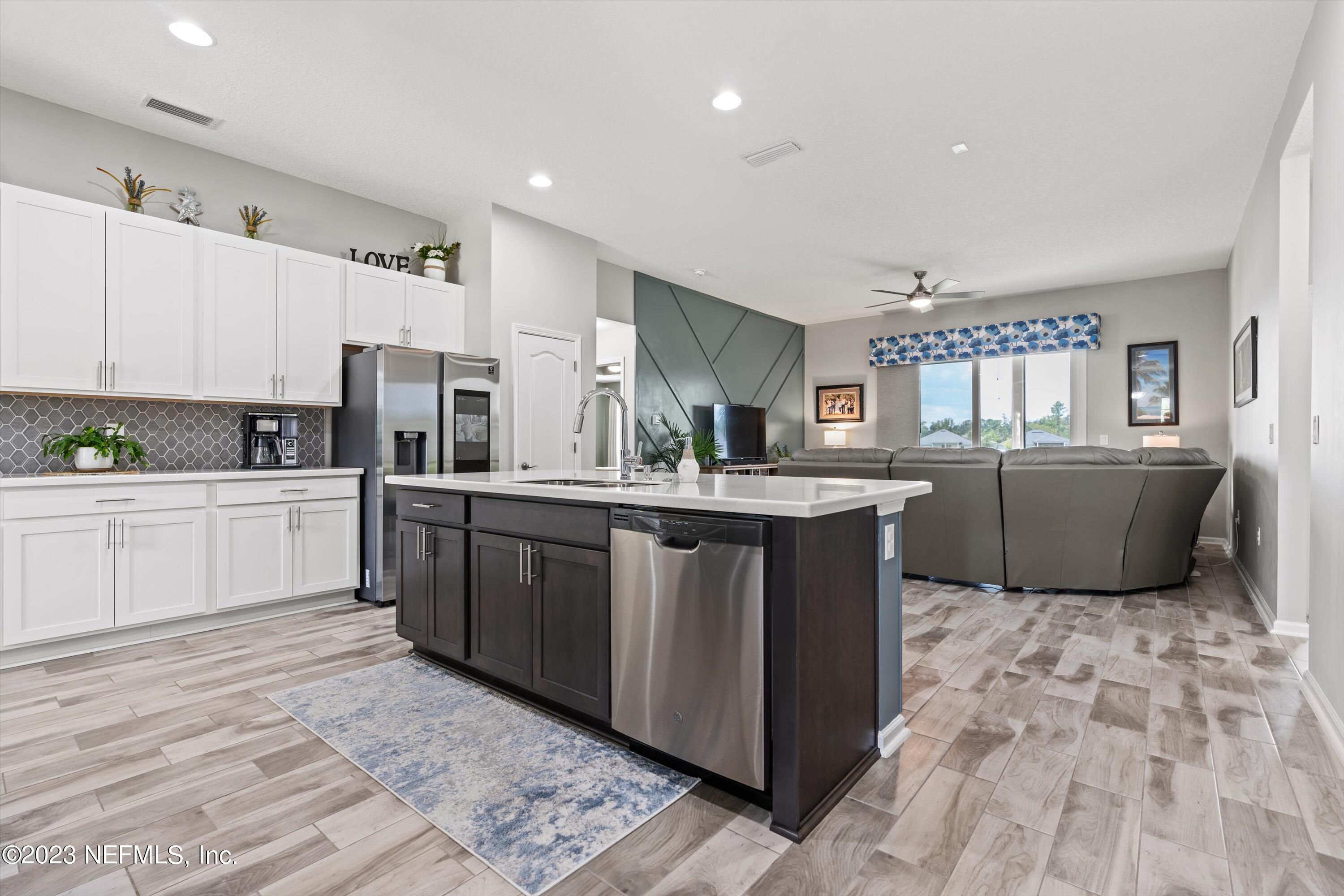 1668 LEWIS LAKE Lane