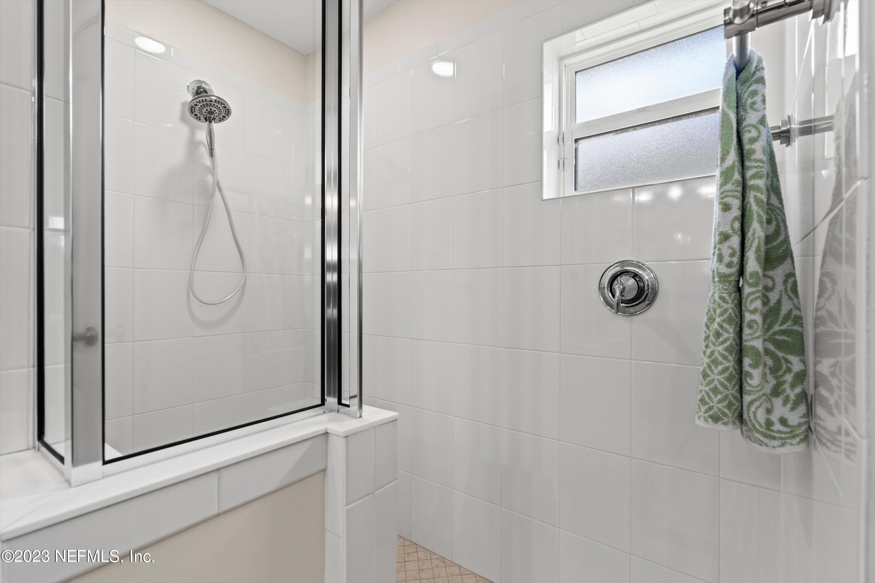 1668 LEWIS LAKE Lane